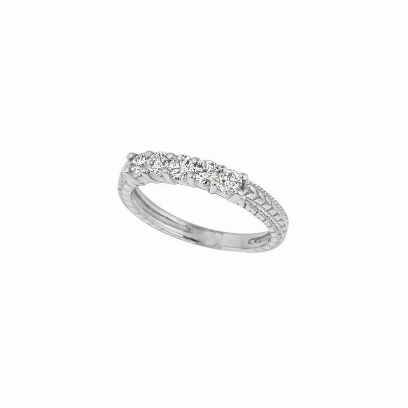 0.77 CT DIAMOND 5 STONES RING 14K GOLD