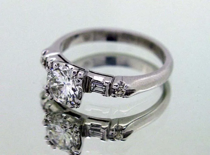 1.04ct Diamond Engagement Ring
