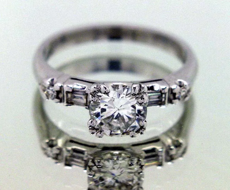 1.04ct Diamond Engagement Ring
