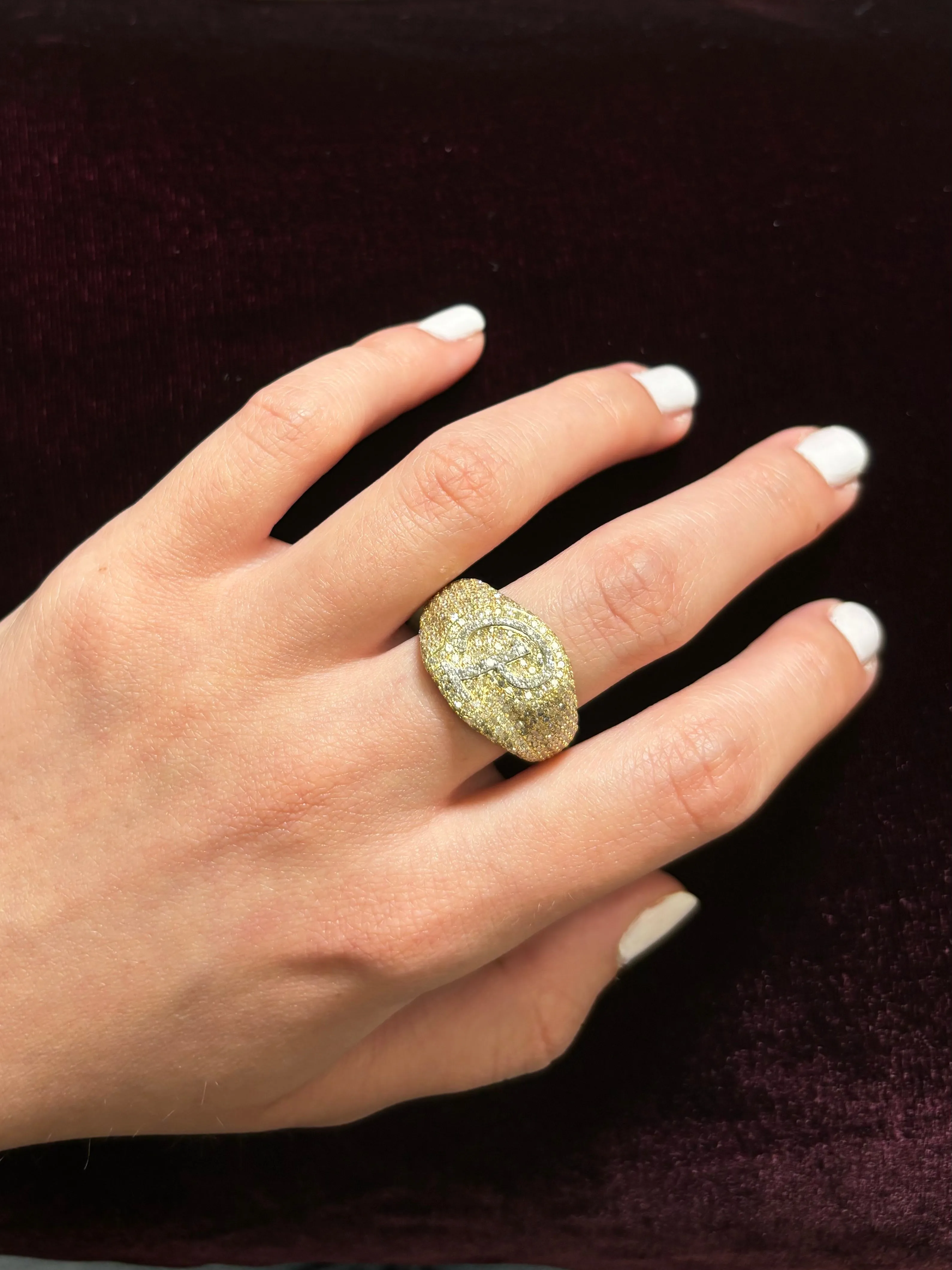 10K Bubble Script Initial Diamond Ring