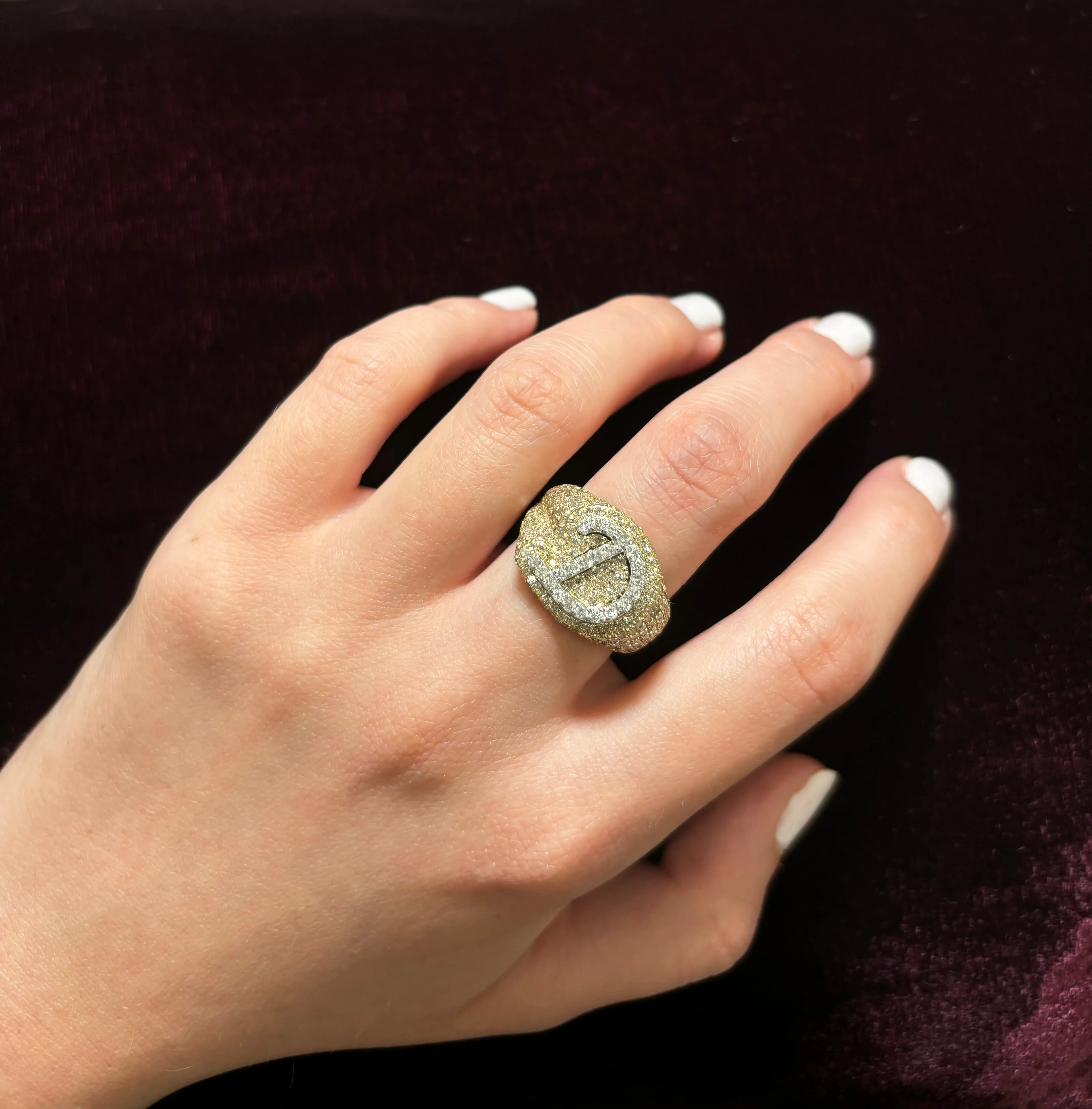 10K Bubble Script Initial Diamond Ring