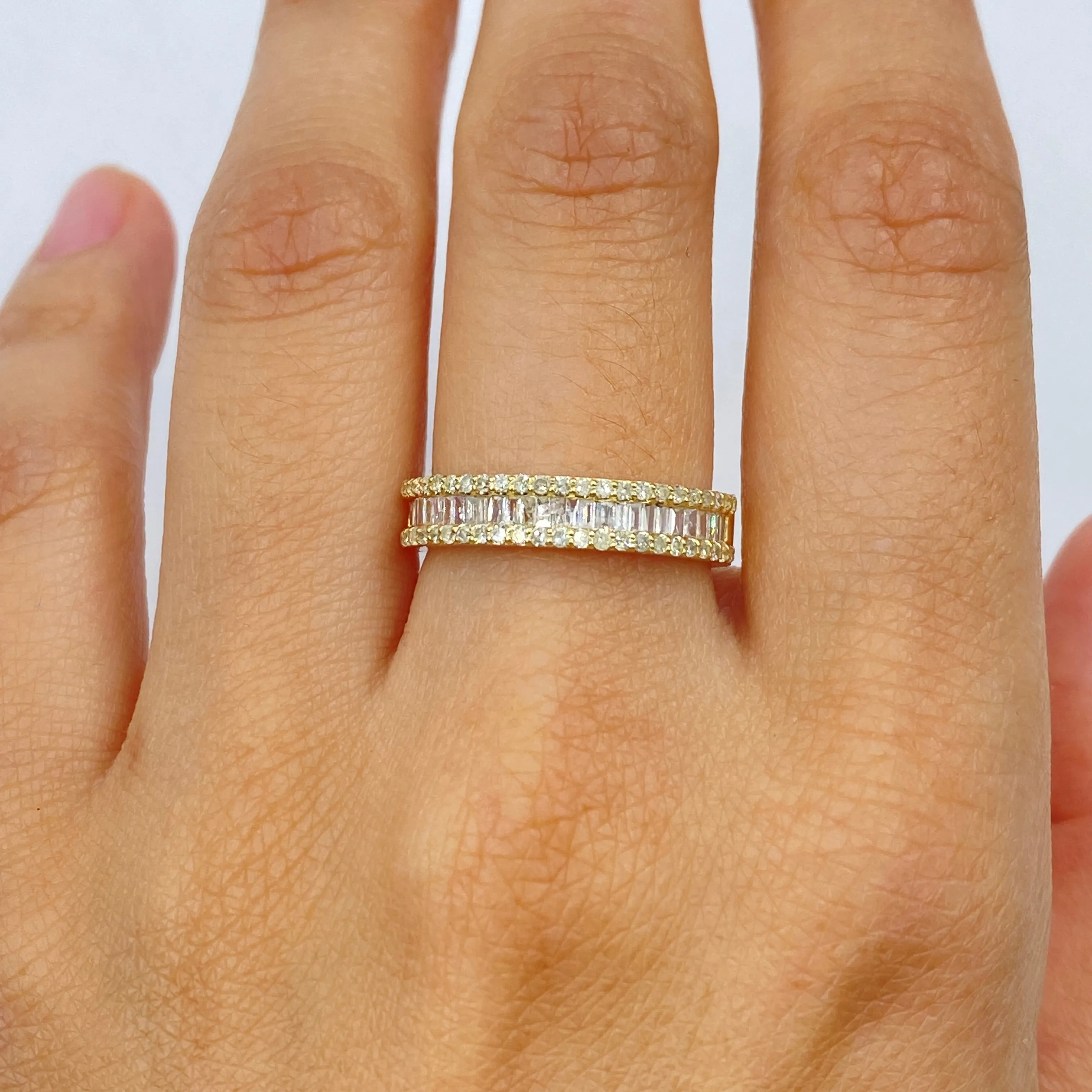 10K Diamond Baguette Band