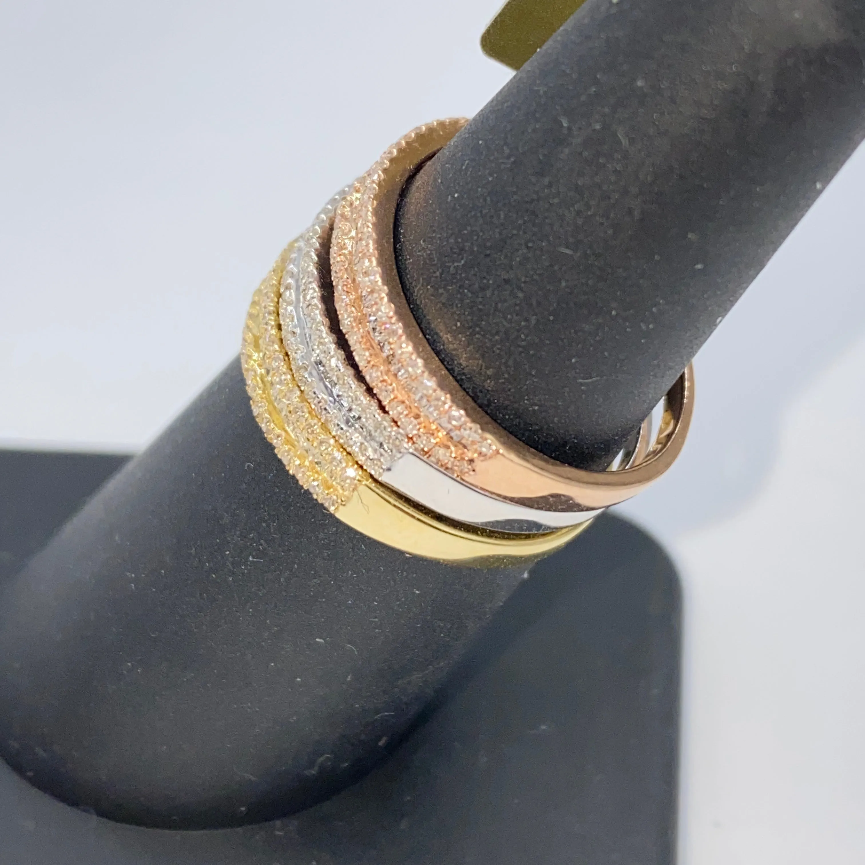 10K Diamond Baguette Band