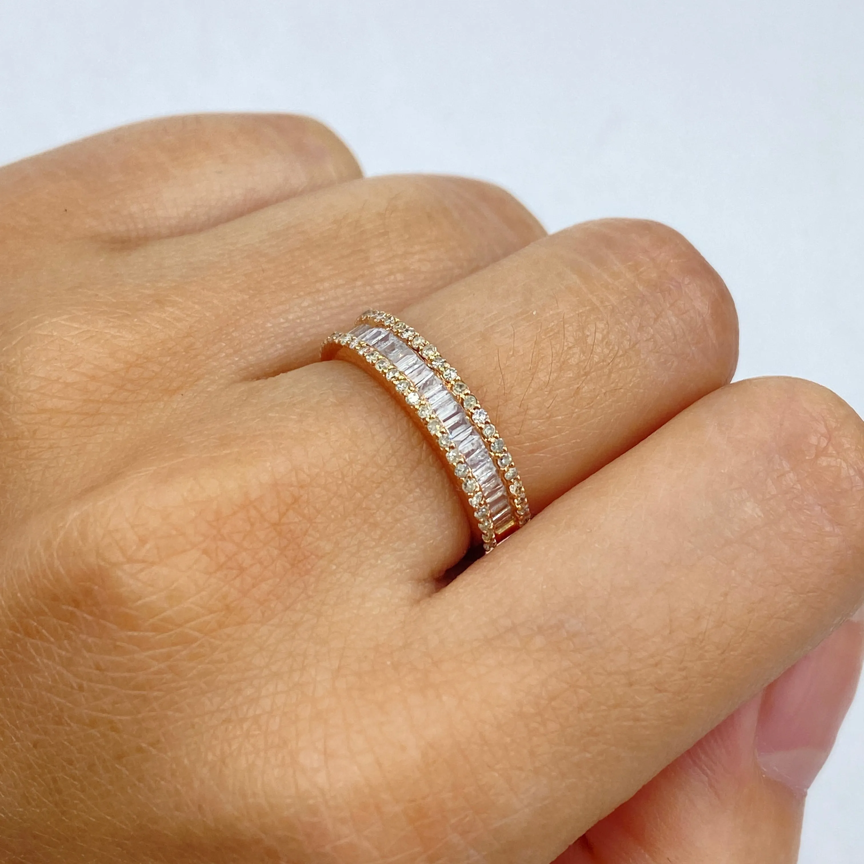 10K Diamond Baguette Band