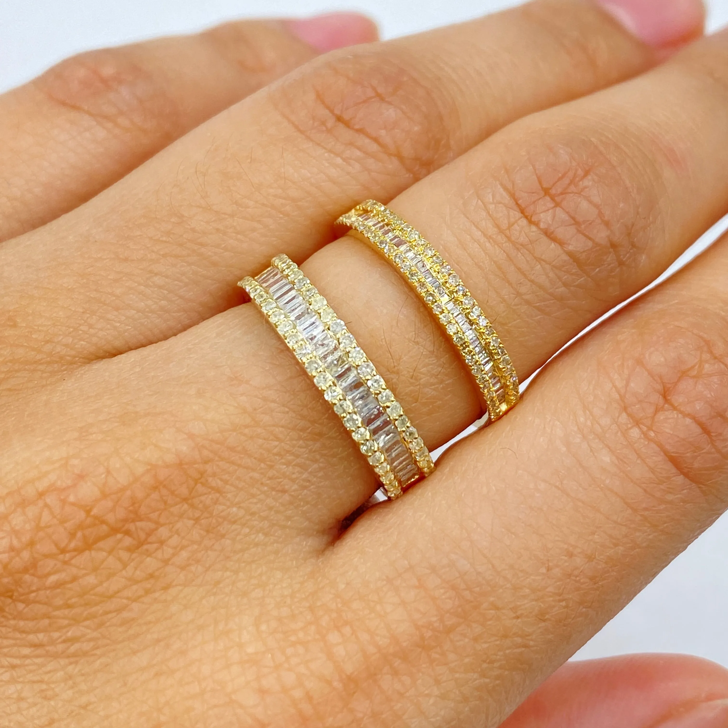 10K Diamond Baguette Band