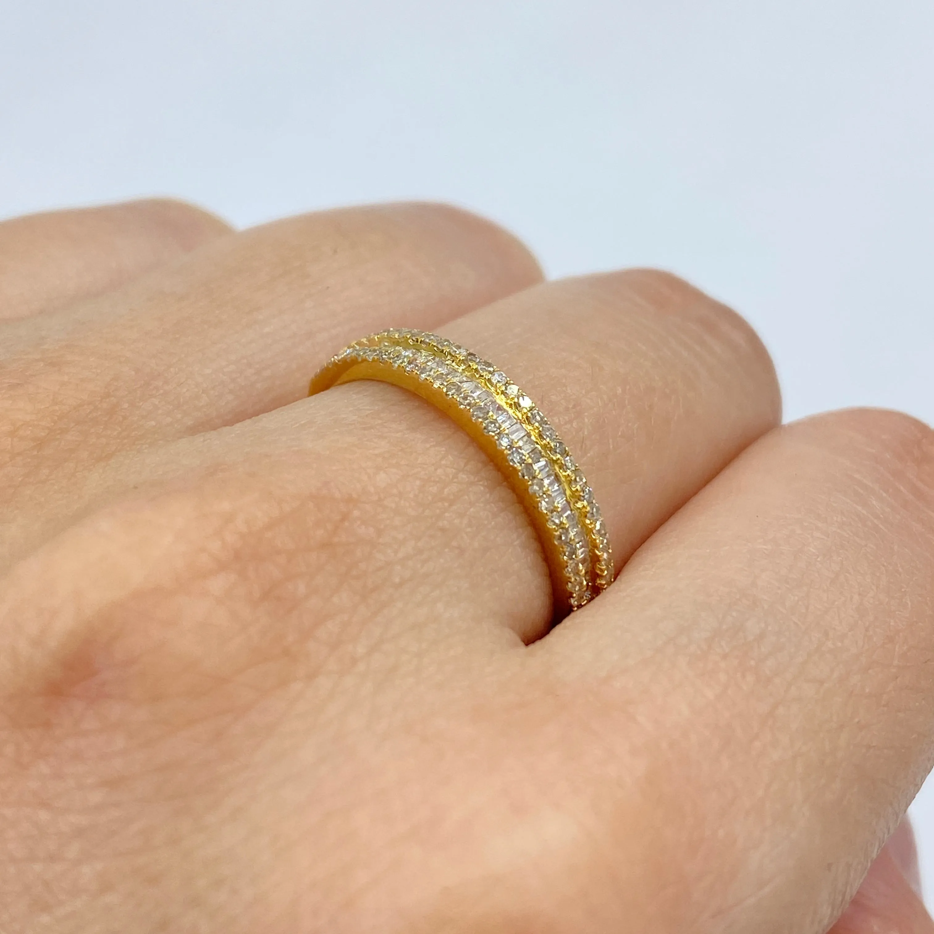 10K Diamond Baguette Band