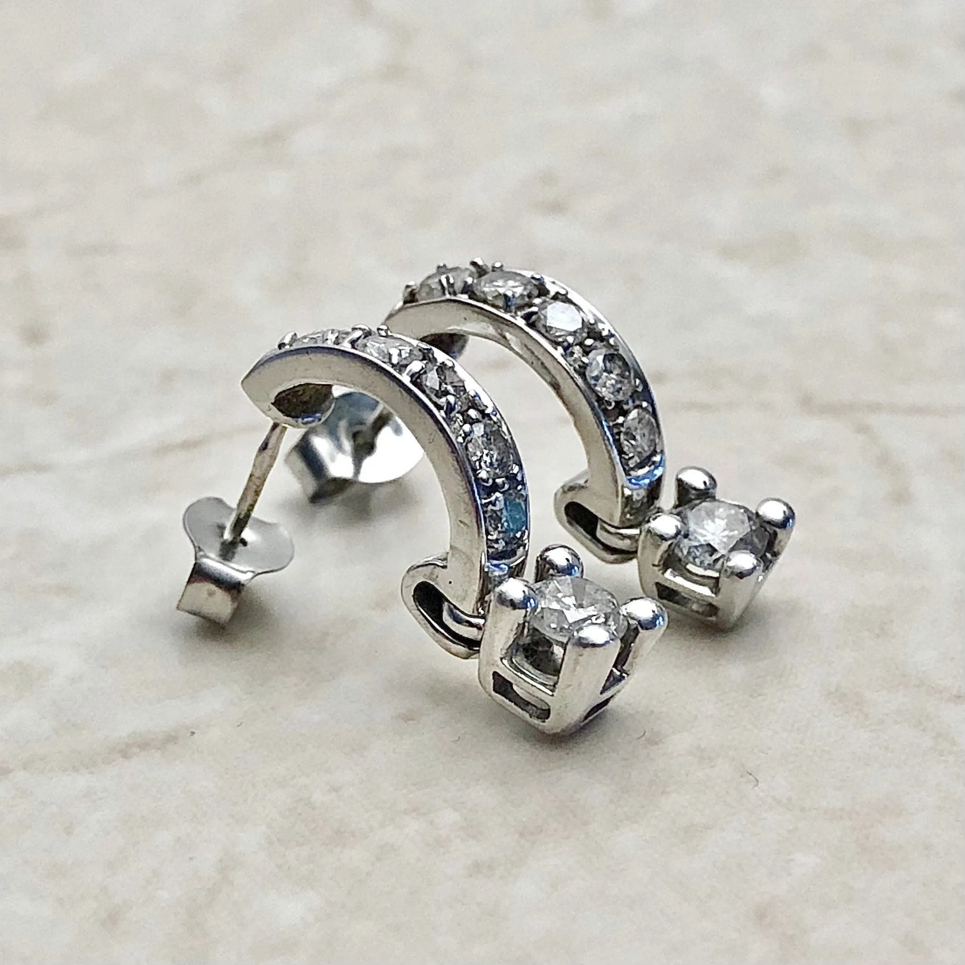 14 Karat White Gold 0.80 Carat Diamond Drop Earrings
