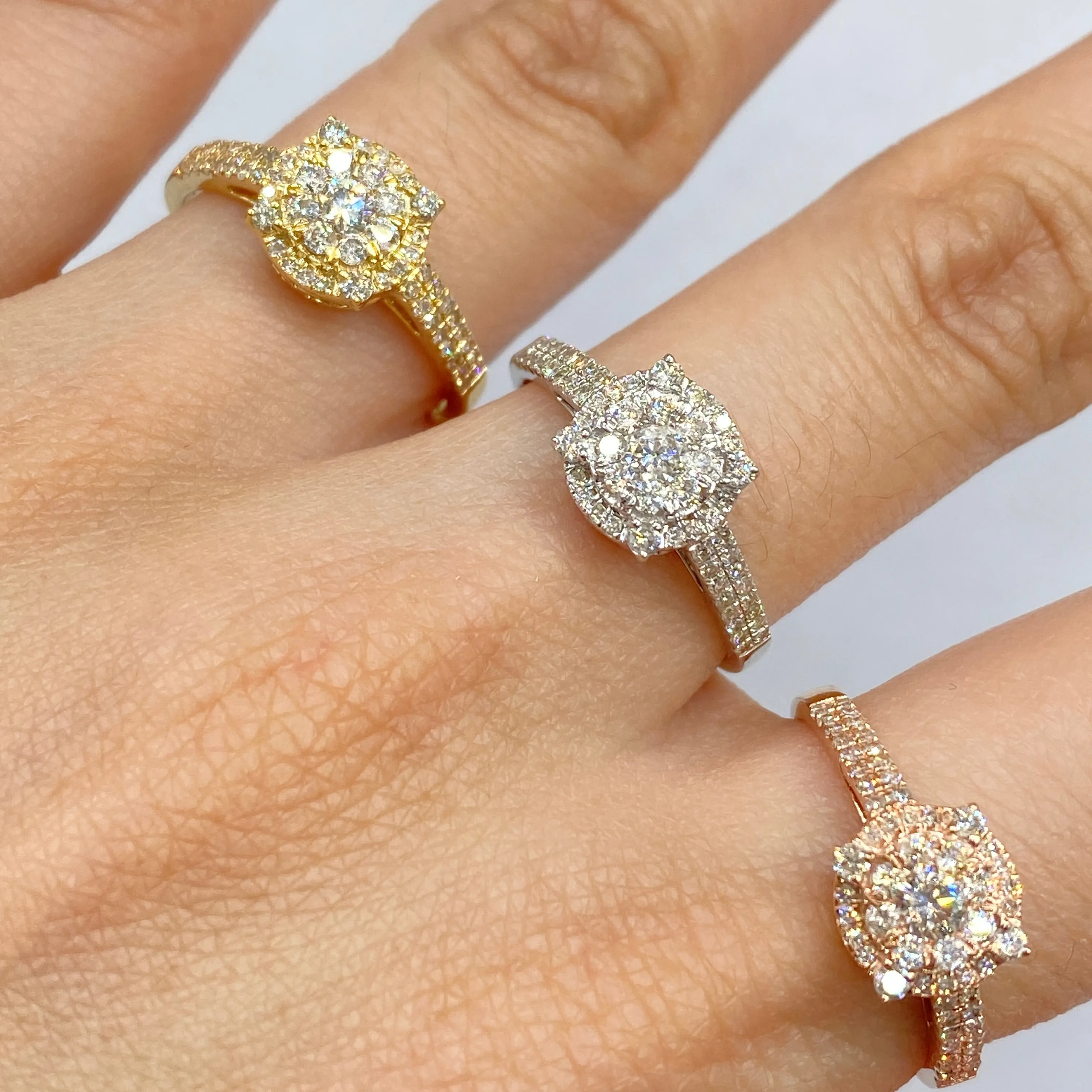 14K Brilliant Circle Diamond Engagement Ring