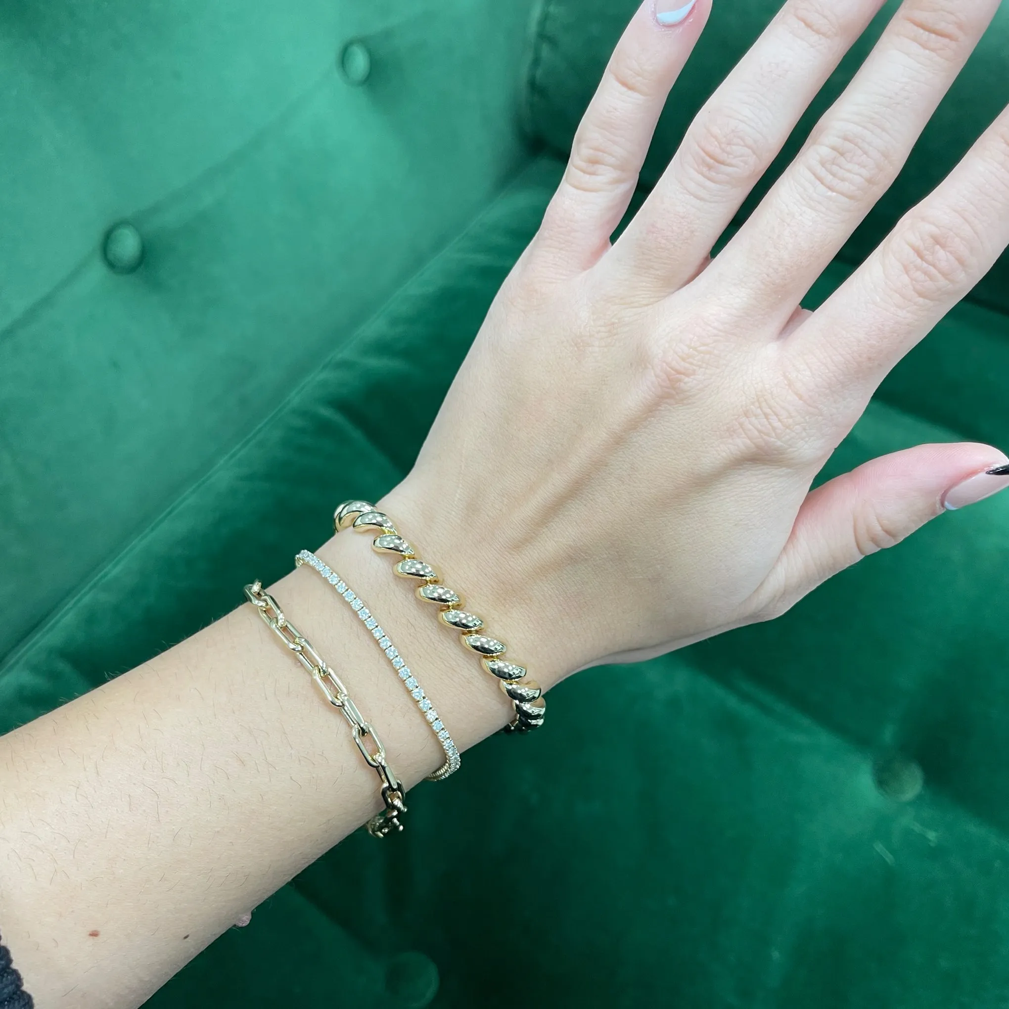 14K Gold Thick Oval Link Bracelet ~ Small Links