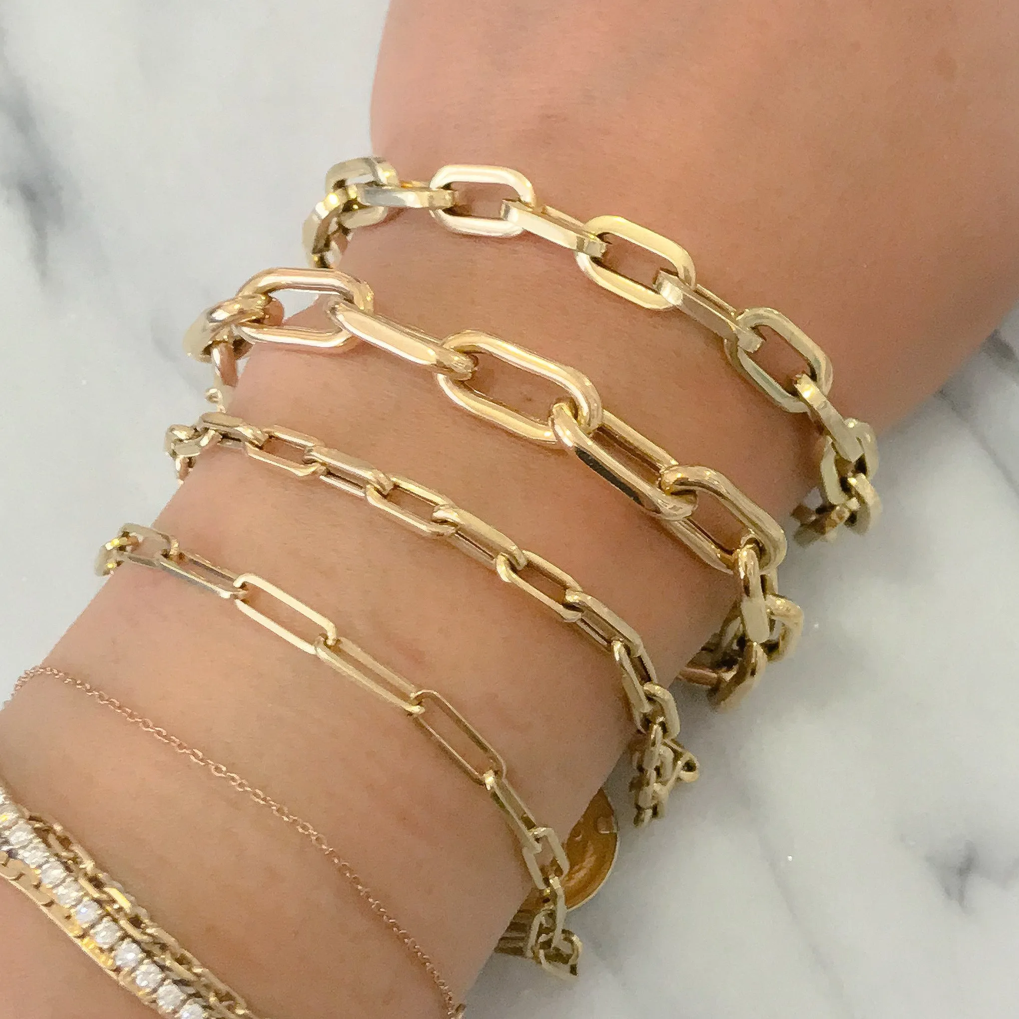 14K Gold Thick Oval Link Bracelet ~ Small Links