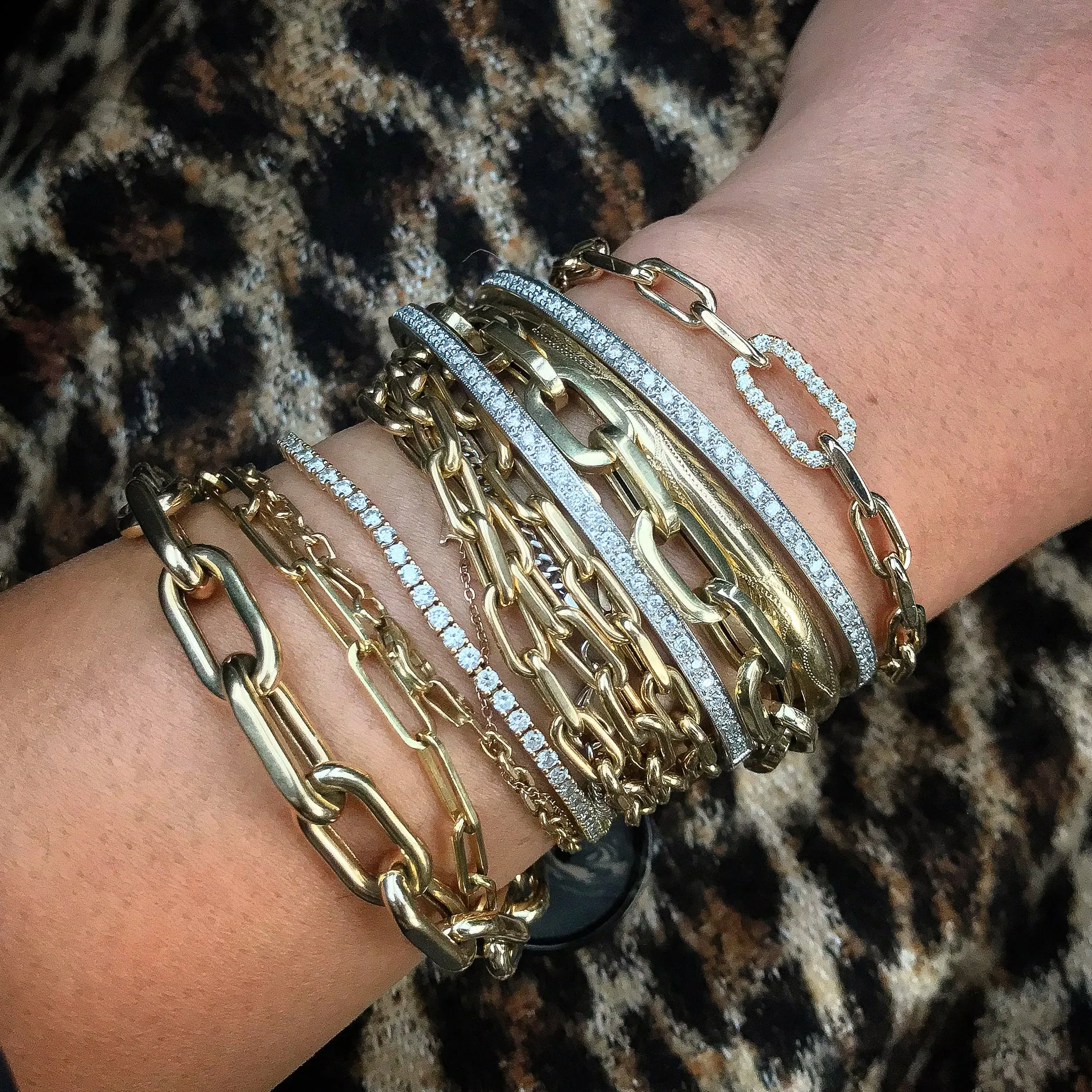 14K Gold Thick Oval Link Bracelet ~ Small Links