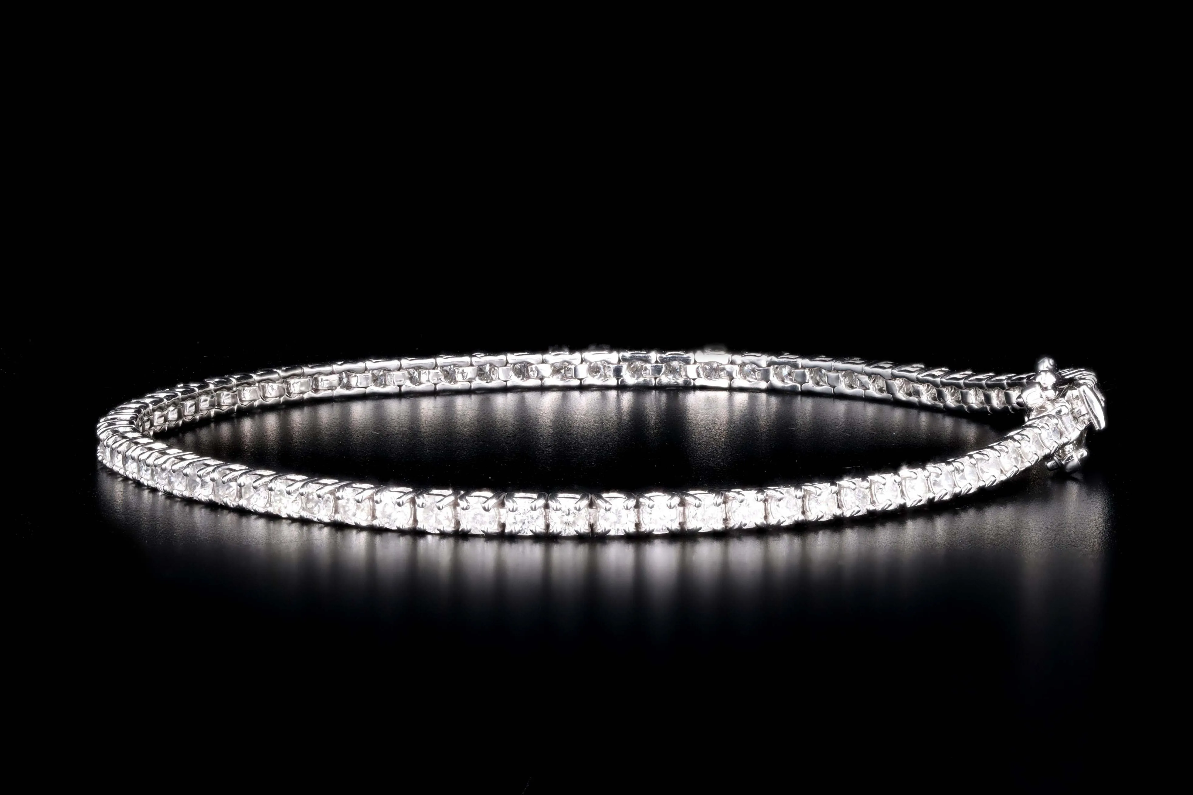 14K White Gold 1.50 Carat Total Weight Round Brilliant Cut Diamond Tennis Bracelet