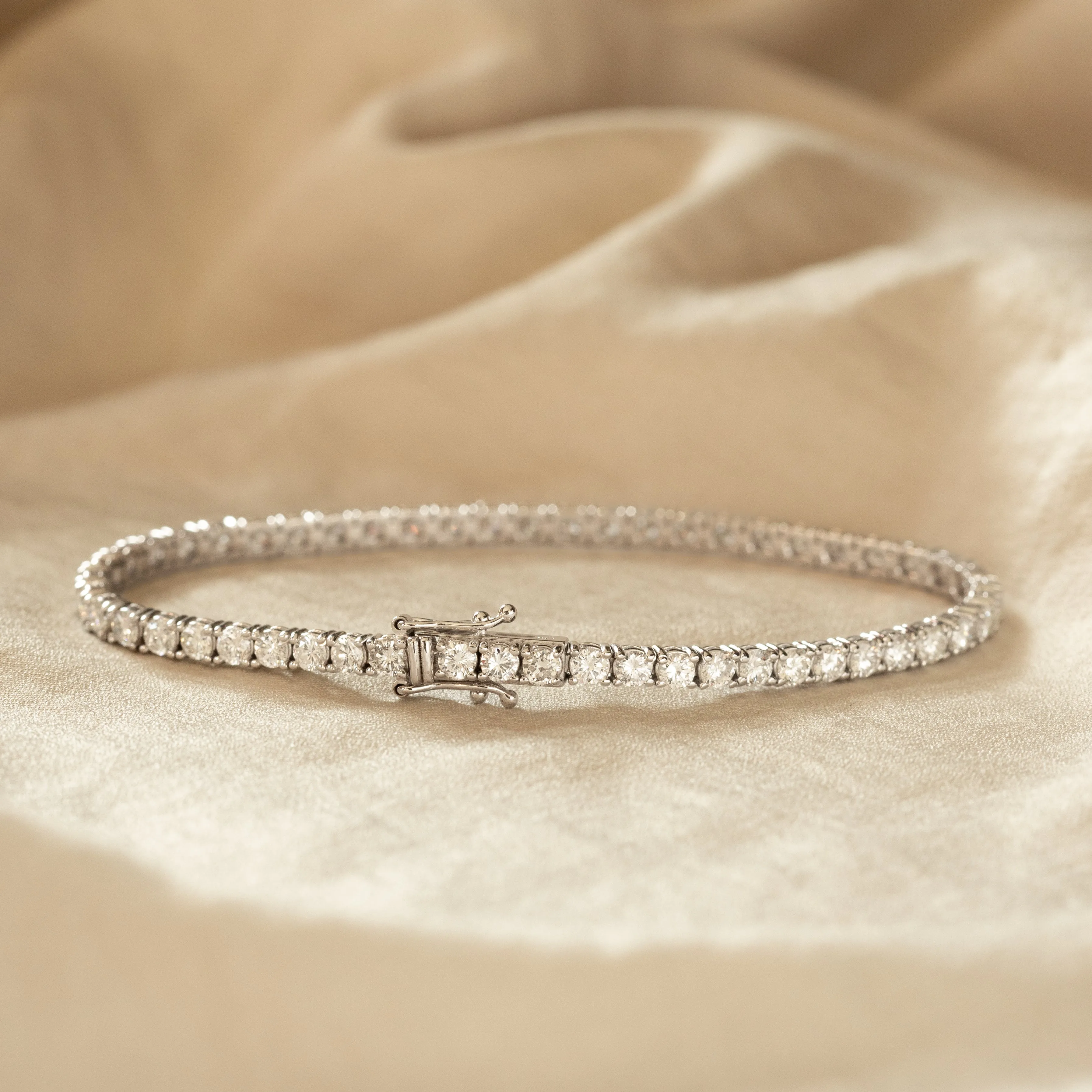 14K White Gold 5.15 Carat Round Diamond Tennis Bracelet