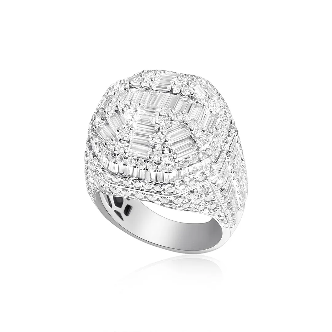 14k White Gold Baguette Ring 5.75 Ctw