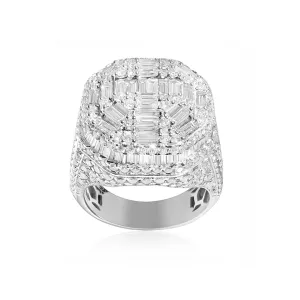 14k White Gold Baguette Ring 5.75 Ctw