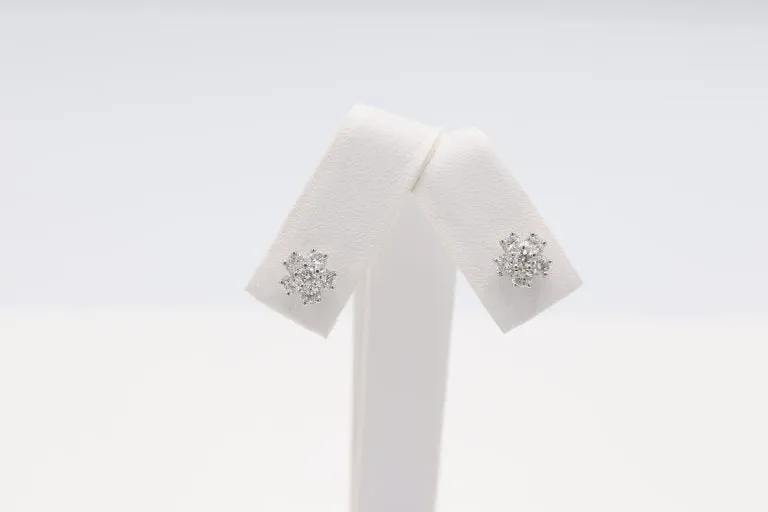 14k White Gold Diamond Earrings