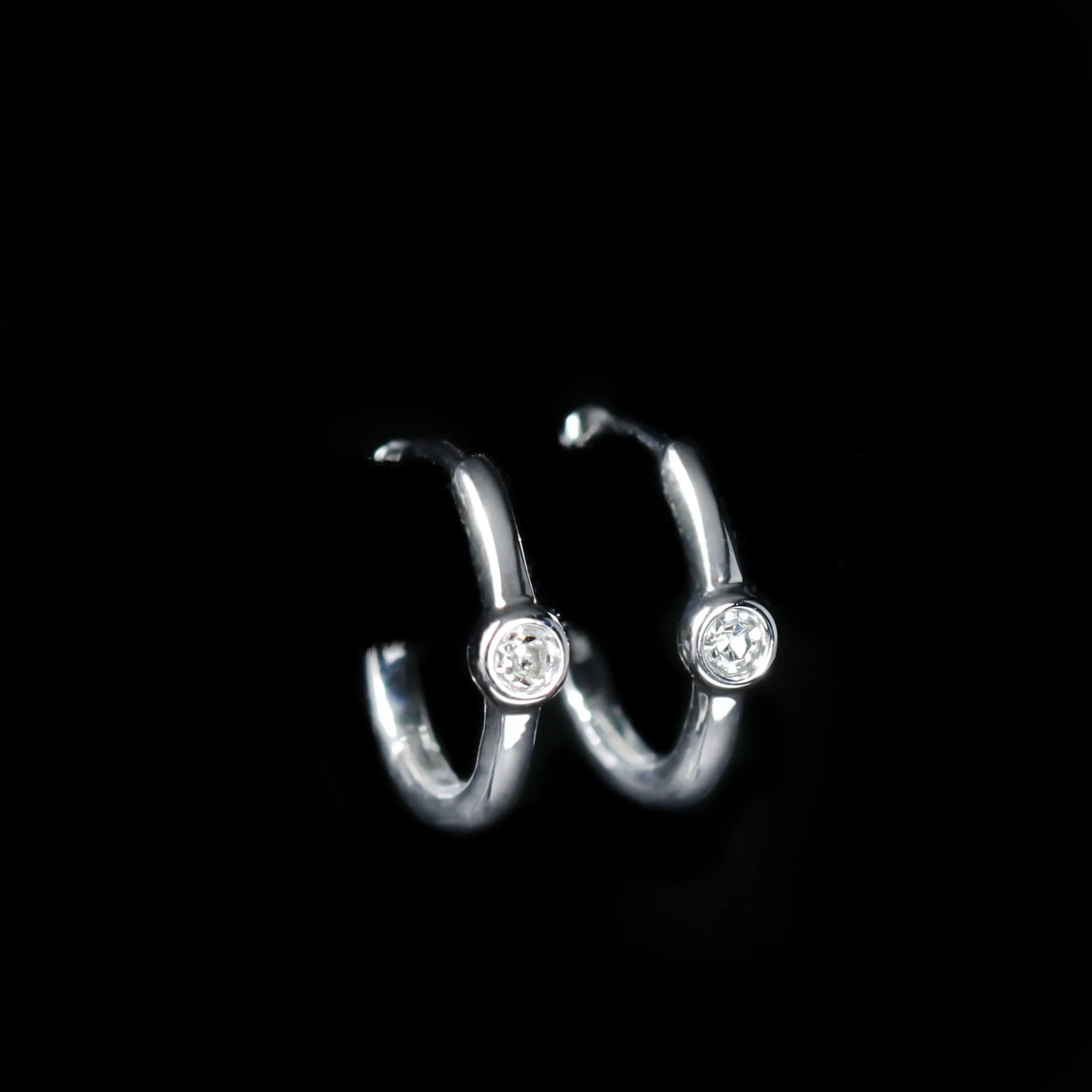 14K White Gold Diamond Huggie Hoop Earrings