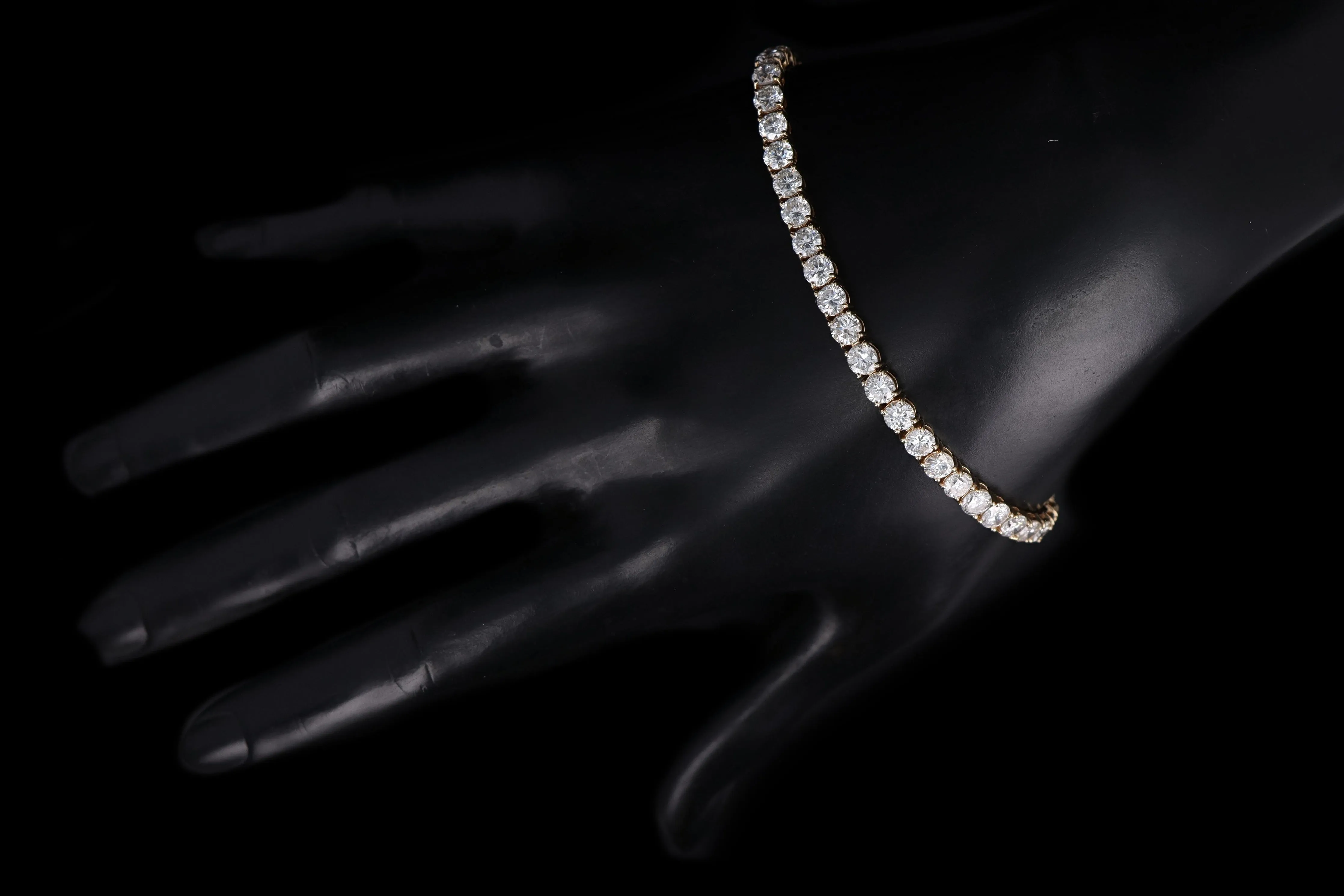 14K Yellow Gold 14.64 Carat Total Weight Diamond Tennis Bracelet