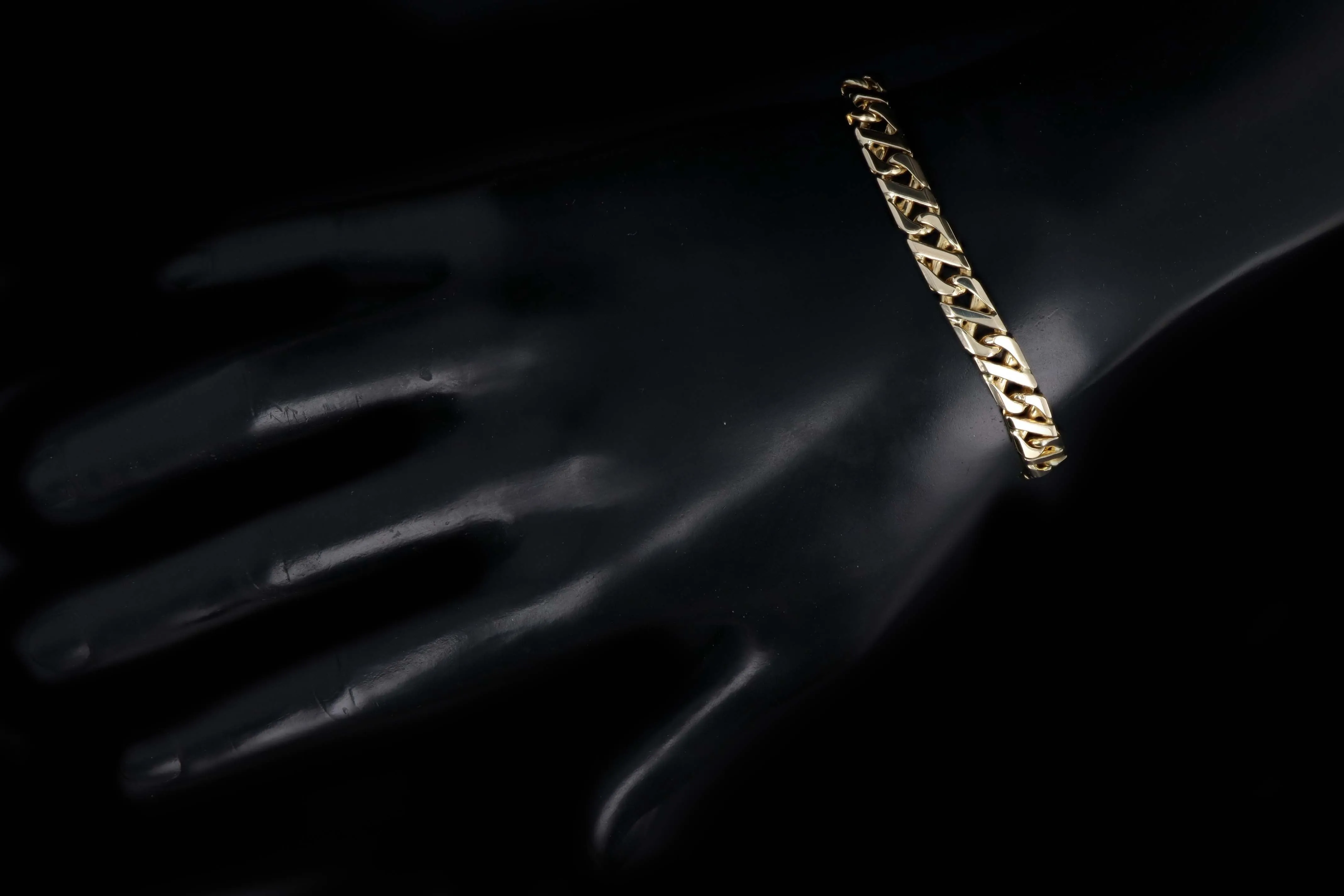 14K Yellow Gold Anchor Link Bracelet