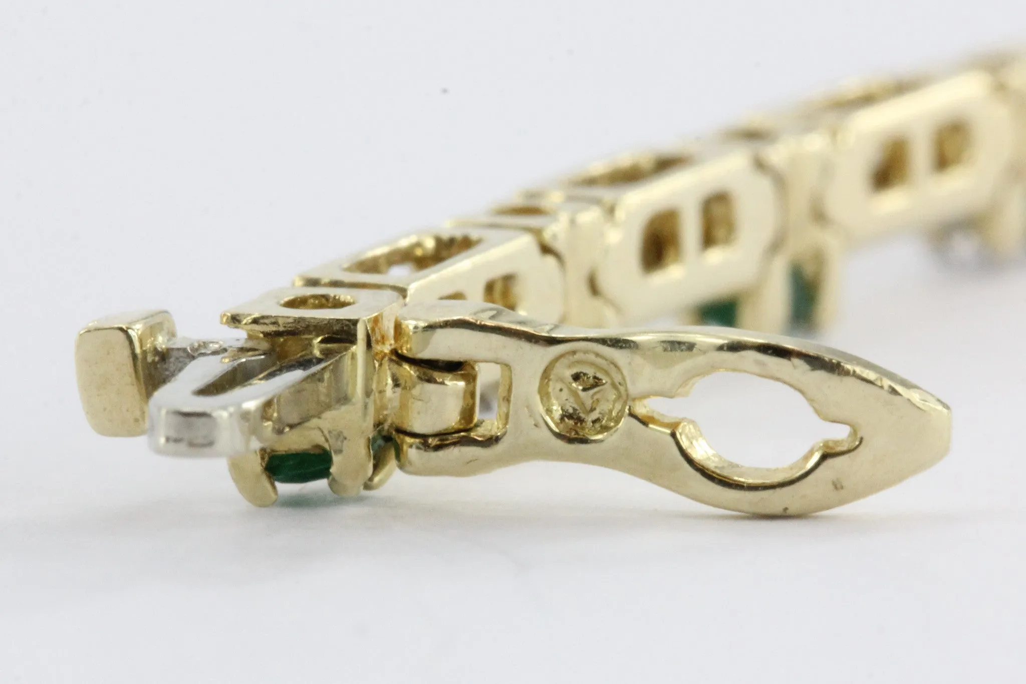 14k Yellow Gold Diamond And Emerald Tennis Bracelet