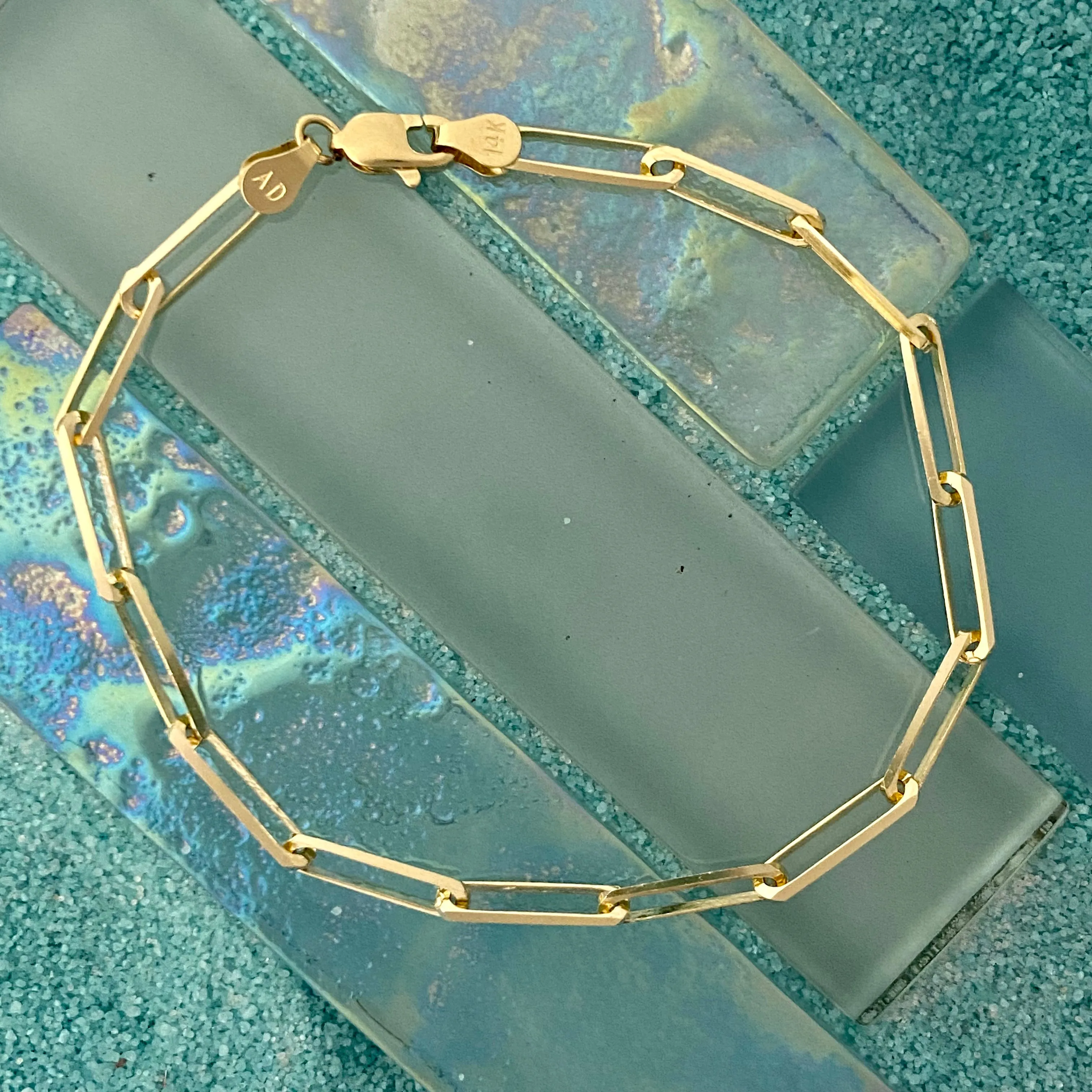 14k Yellow Gold Paperclip Bracelet 7 3/4”