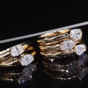 14k Yellow Gold VVS1 Oval Cut Diamond Engagement Ring