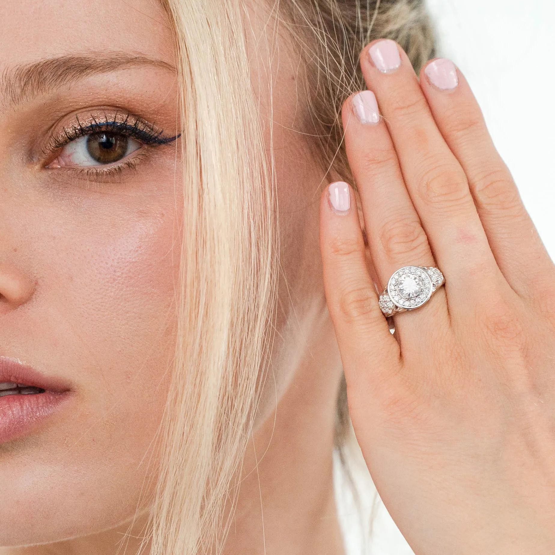 1.55 d.e.w. cts Katie Moissanite Ring