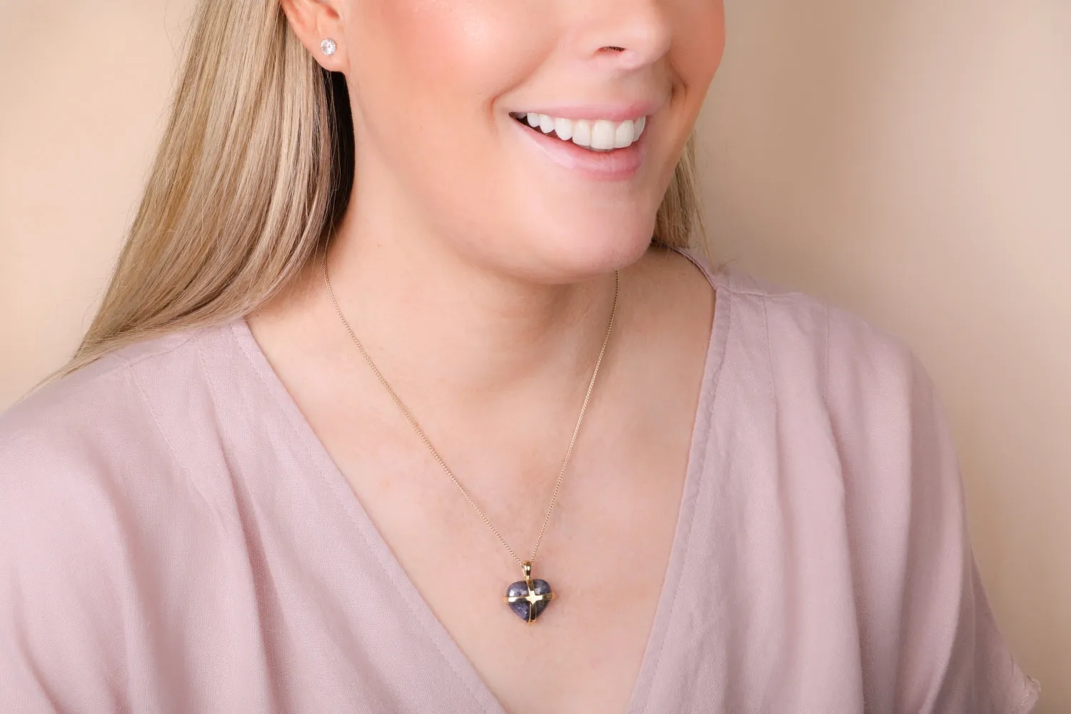 18ct Yellow Gold Northern Lights Greenland Sapphire Medium Cross Heart Necklace