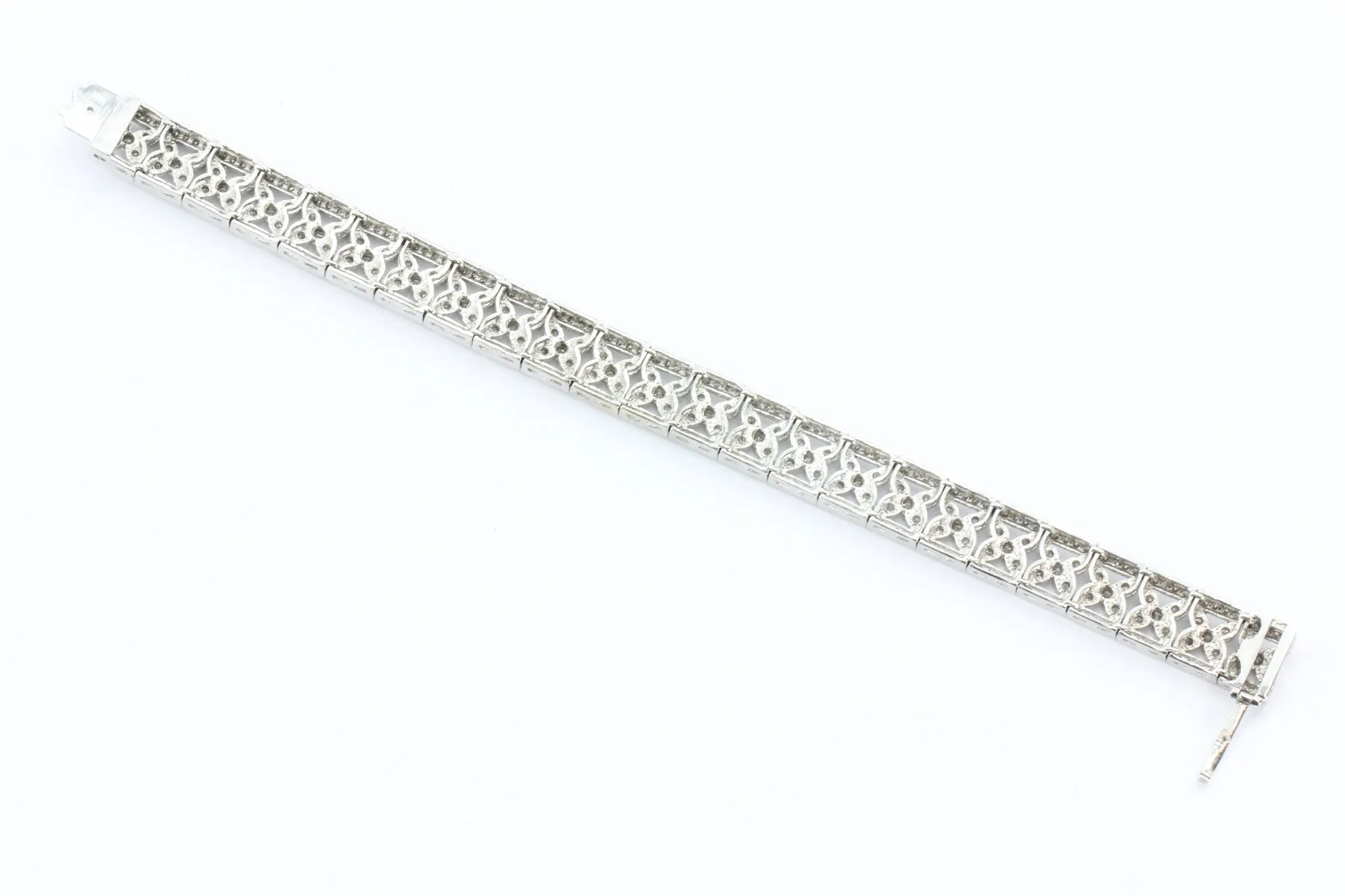 18K White Gold 4 CTTW Diamond Tennis Bracelet
