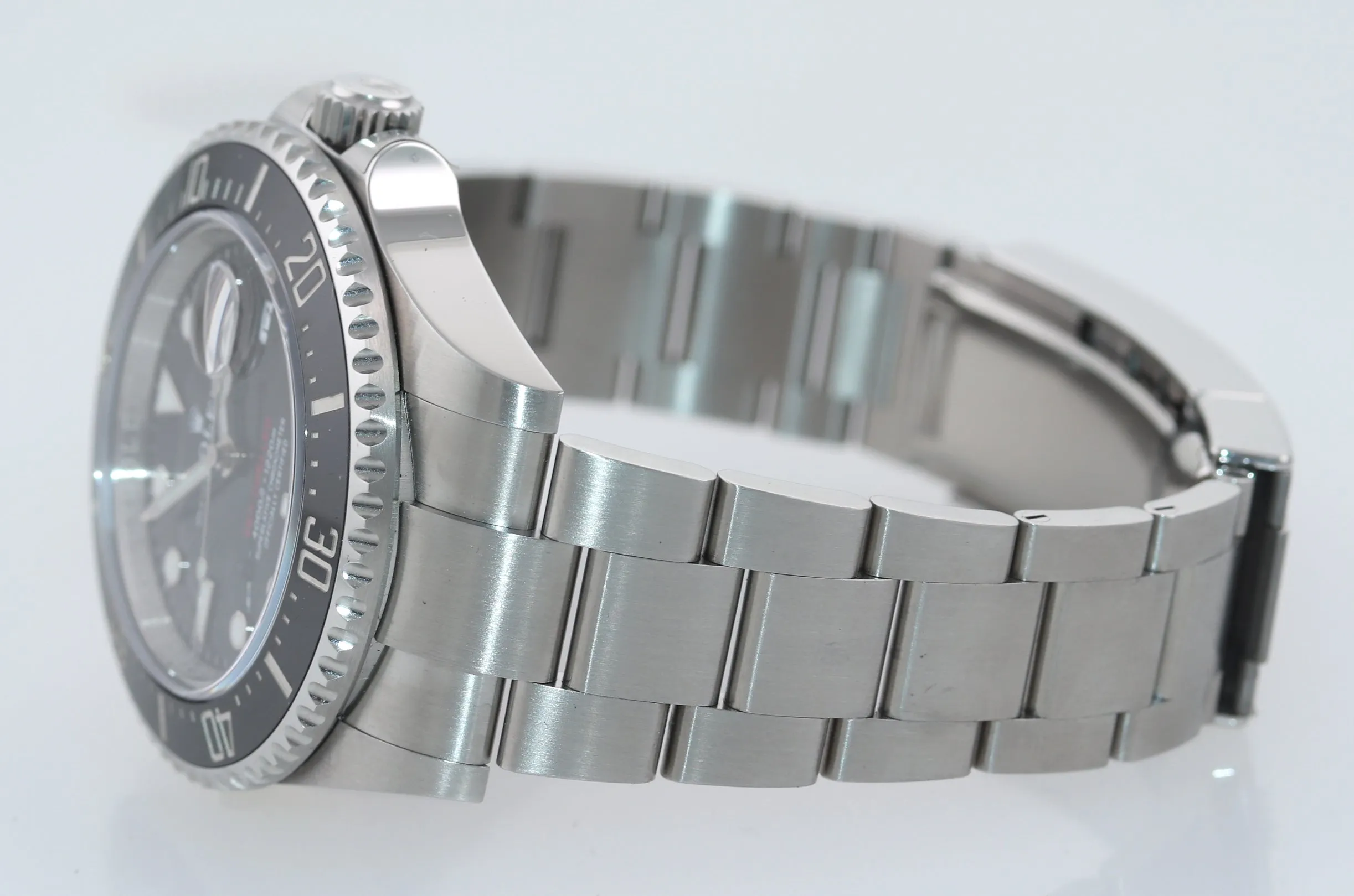 2020 BRAND NEW PAPERS Mark II Rolex Red Sea-Dweller 43mm 126600 Watch Box