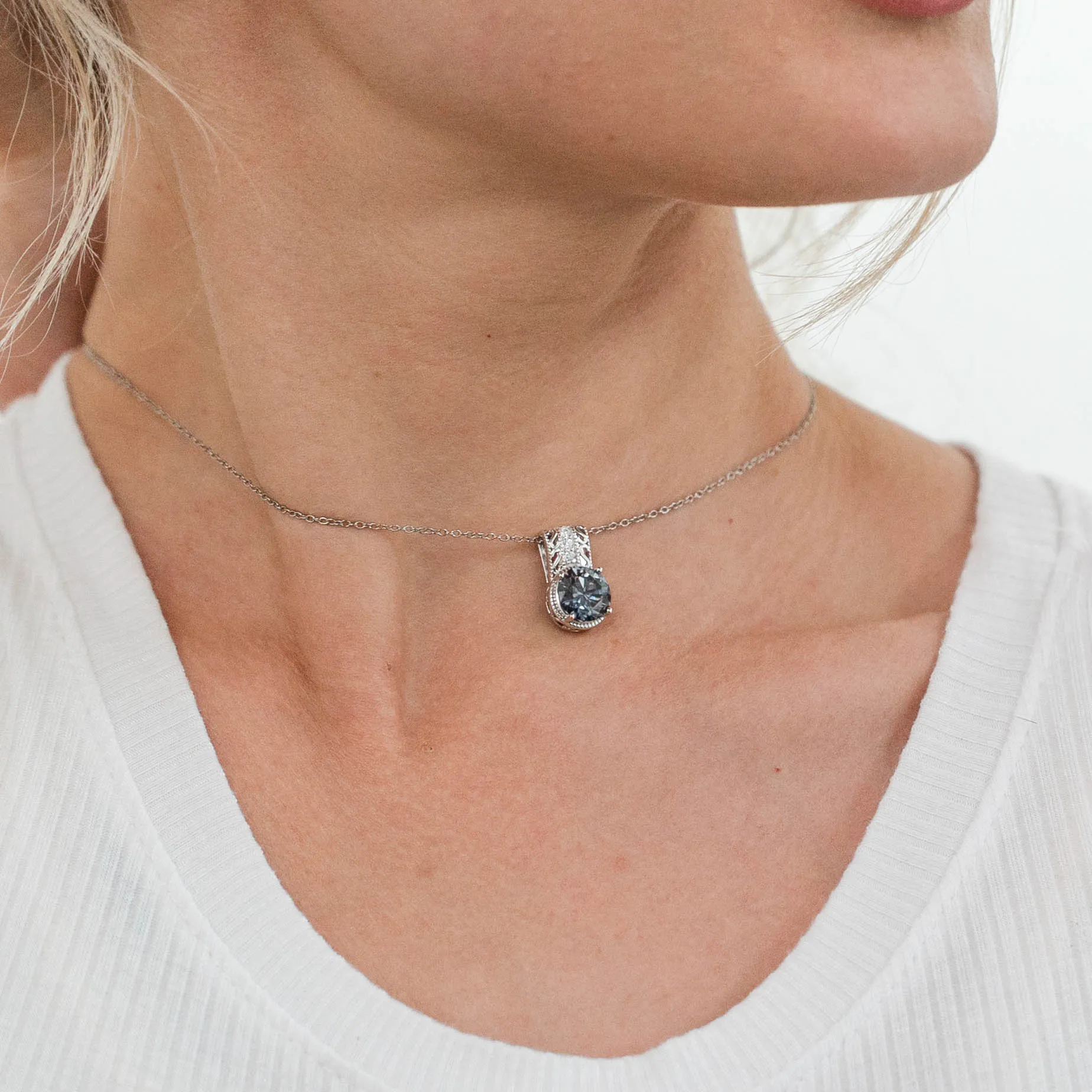 2.81 d.e.w cts Laryssa Moissanite Necklace