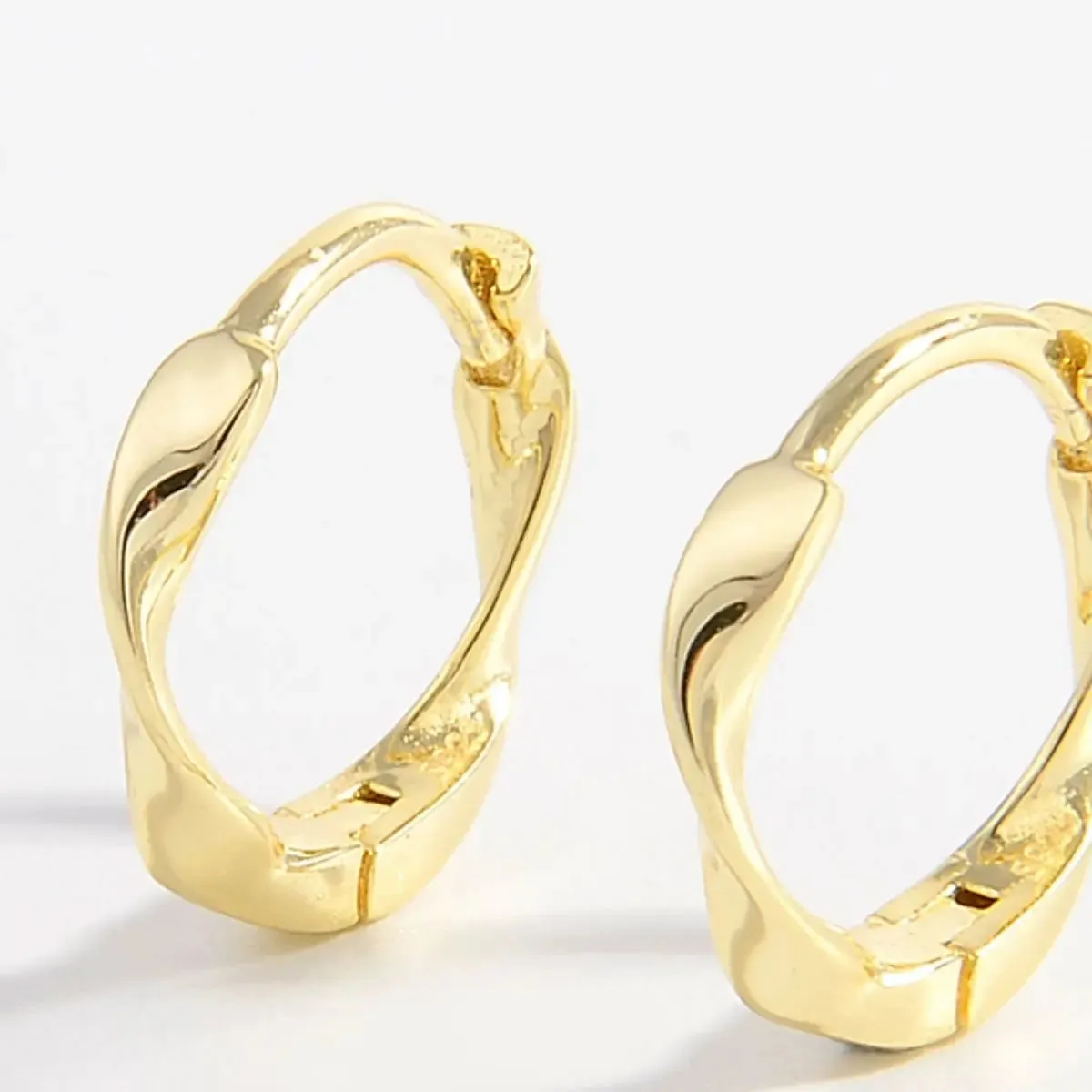 925 Sterling Silver Hoop Earrings