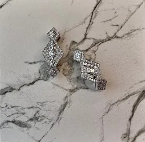 All Diamond Queen of Diamonds 2.76ctw Clutch Platinum Earrings