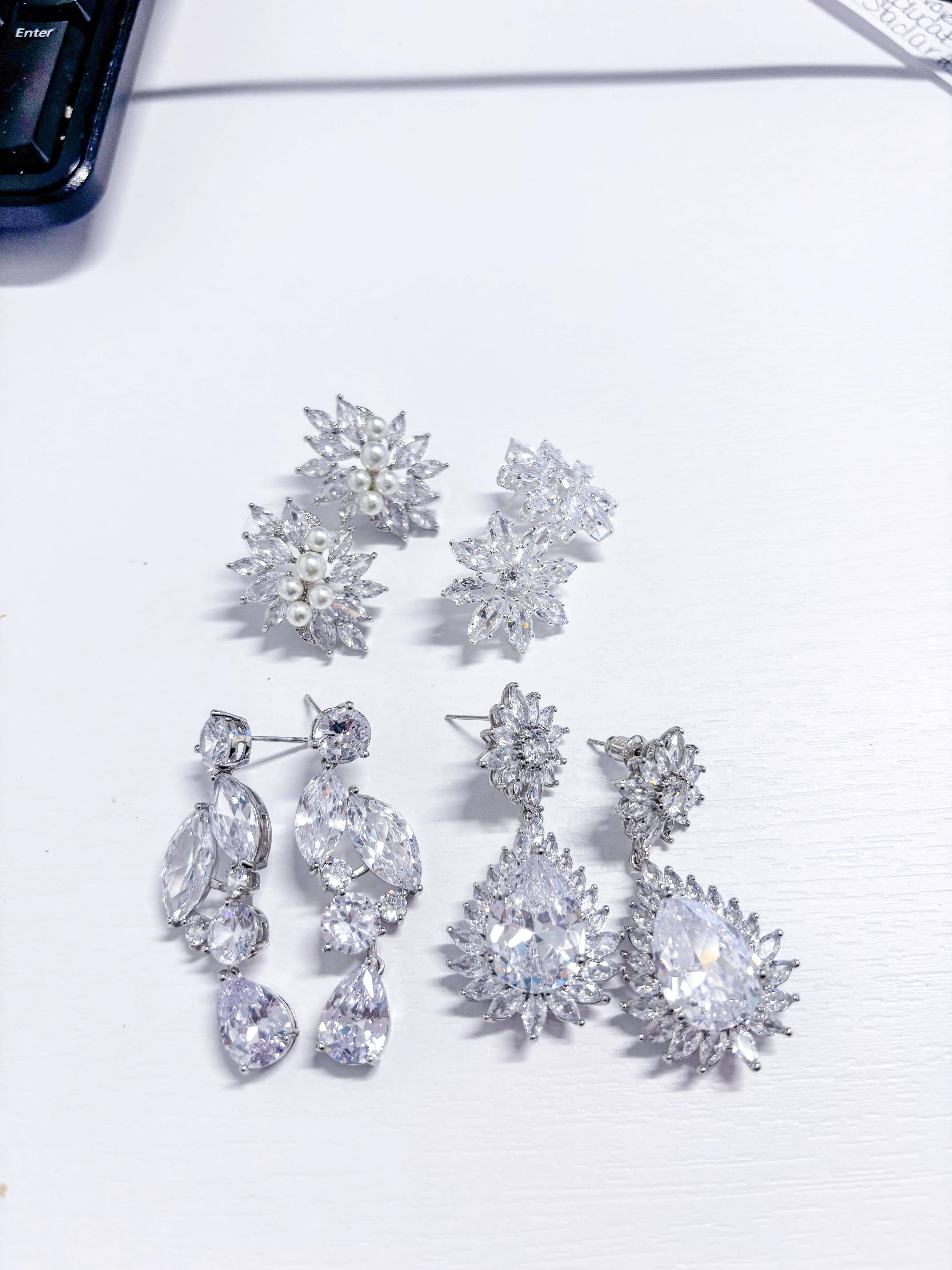 Andra Clust Earrings