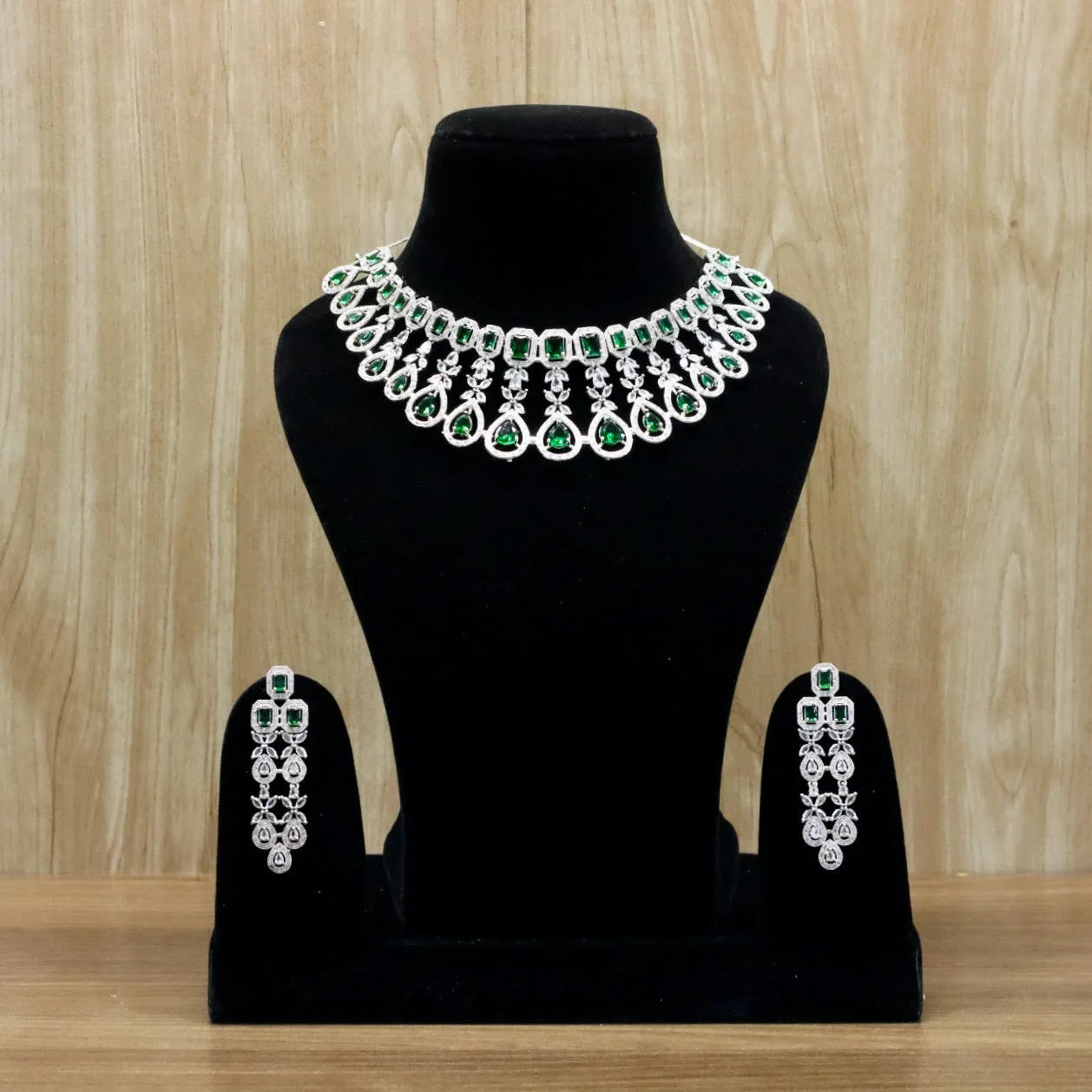 Ayaat AD Necklace Set