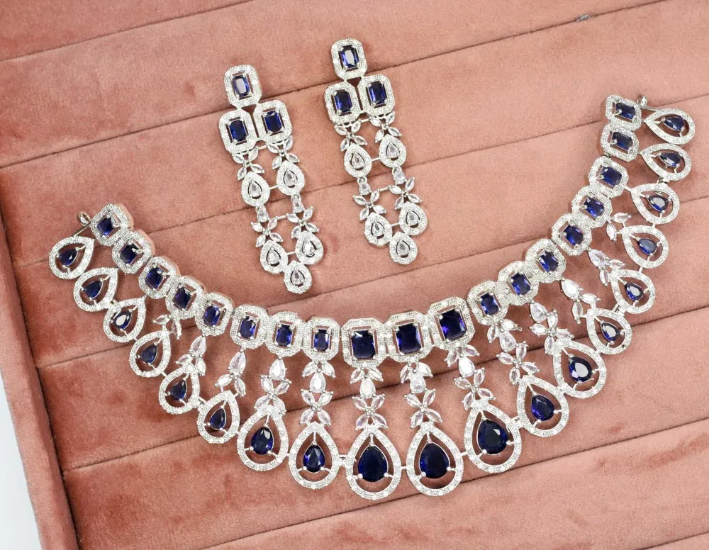 Ayaat AD Necklace Set