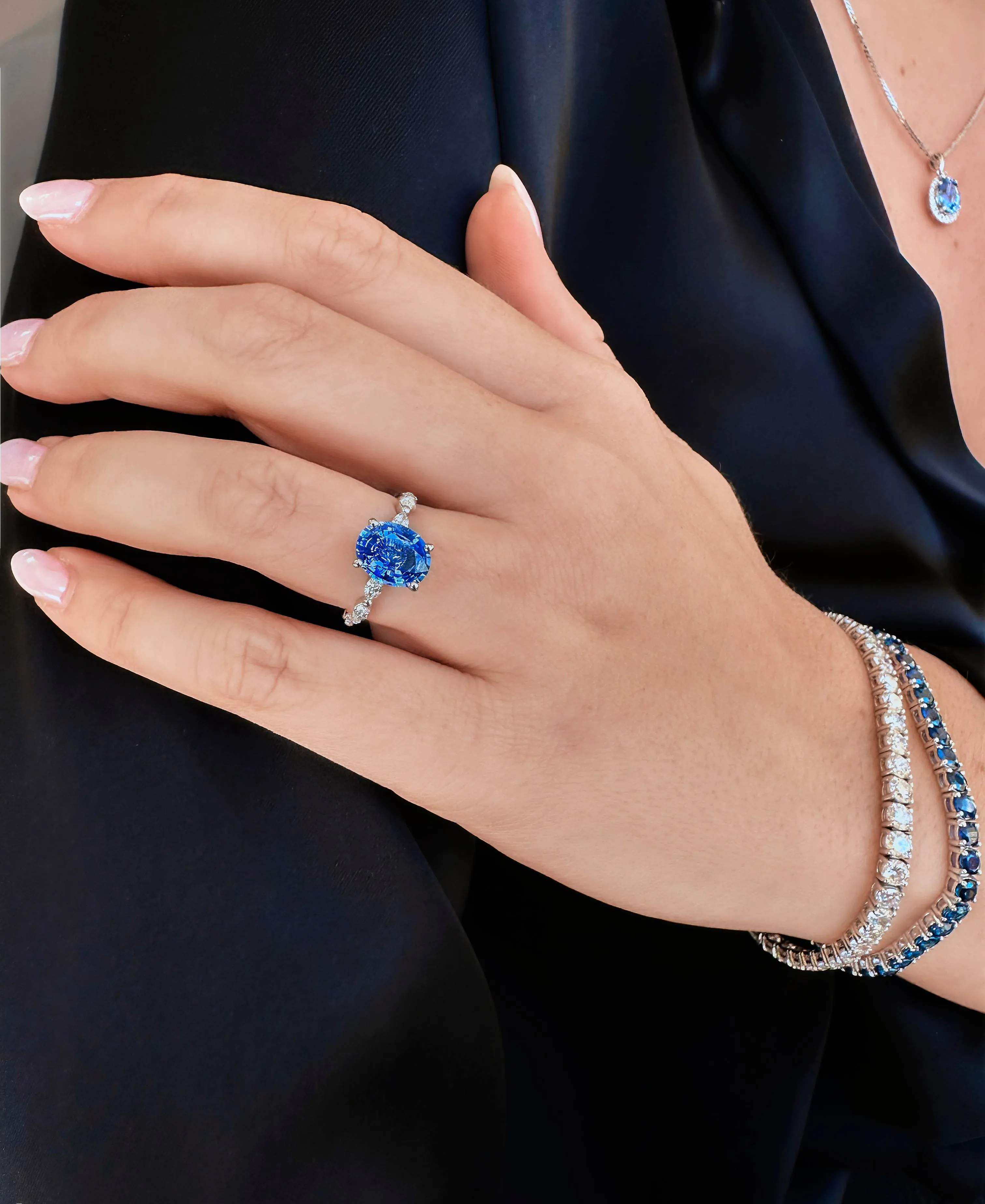 Blue Sapphire Oval Ring