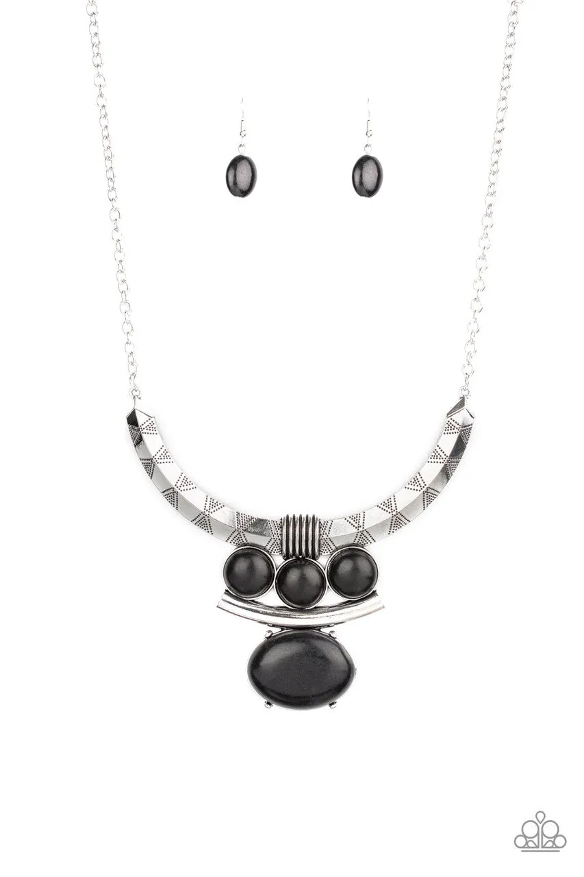 Commander in CHIEFETTE Black Paparazzi Necklace