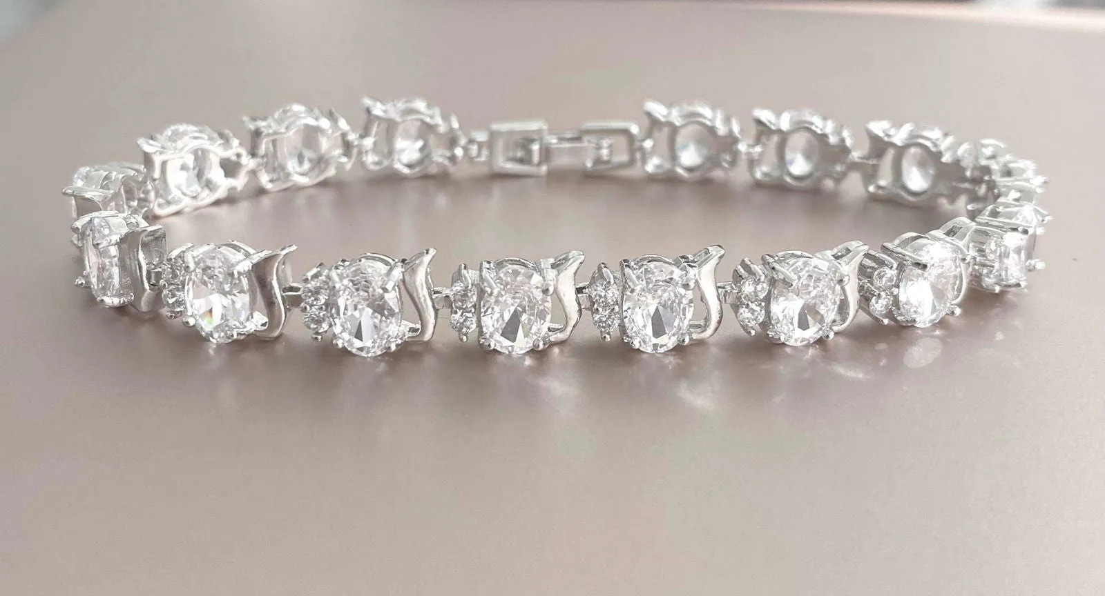 Cubic Zirconia Tennis Bracelets with AAA  Cubic Zirconia Oval and Round Cut