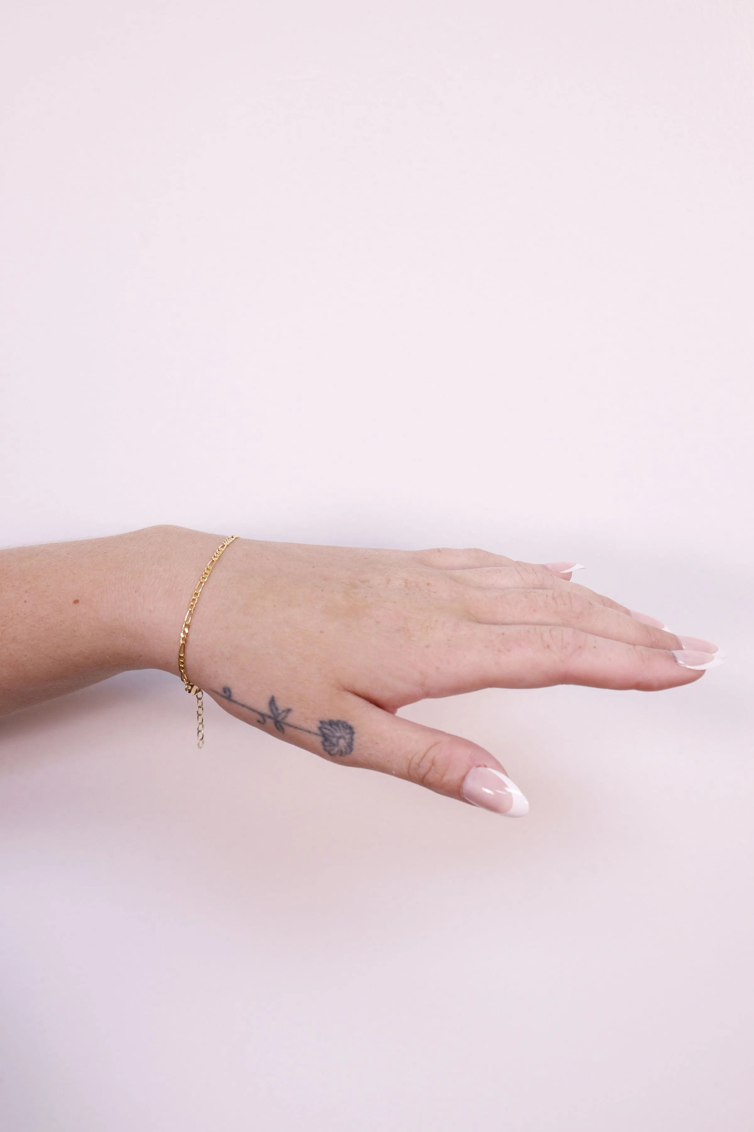 Dainty Figaro Chain Bracelet