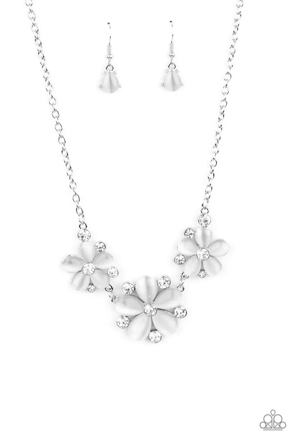 Effortlessly Effervescent - White
