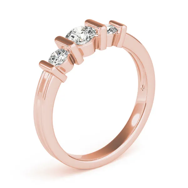 Engagement Rings 3 Stone Round - TN82567