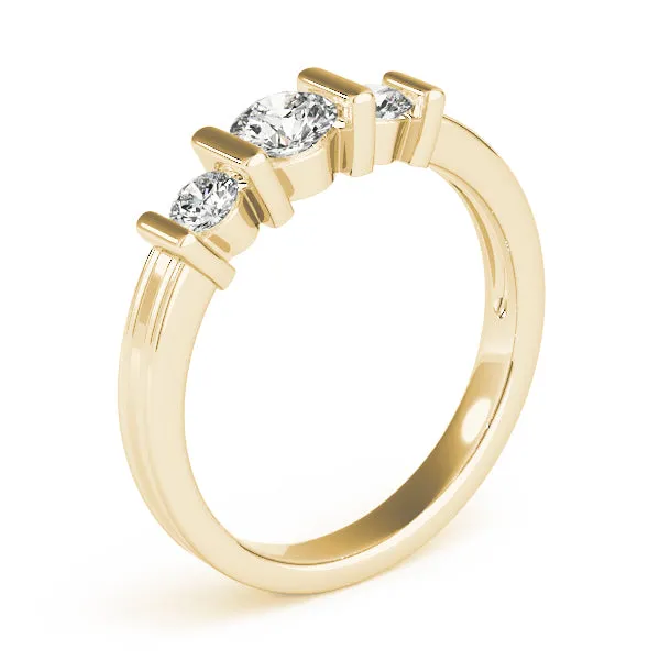 Engagement Rings 3 Stone Round - TN82567