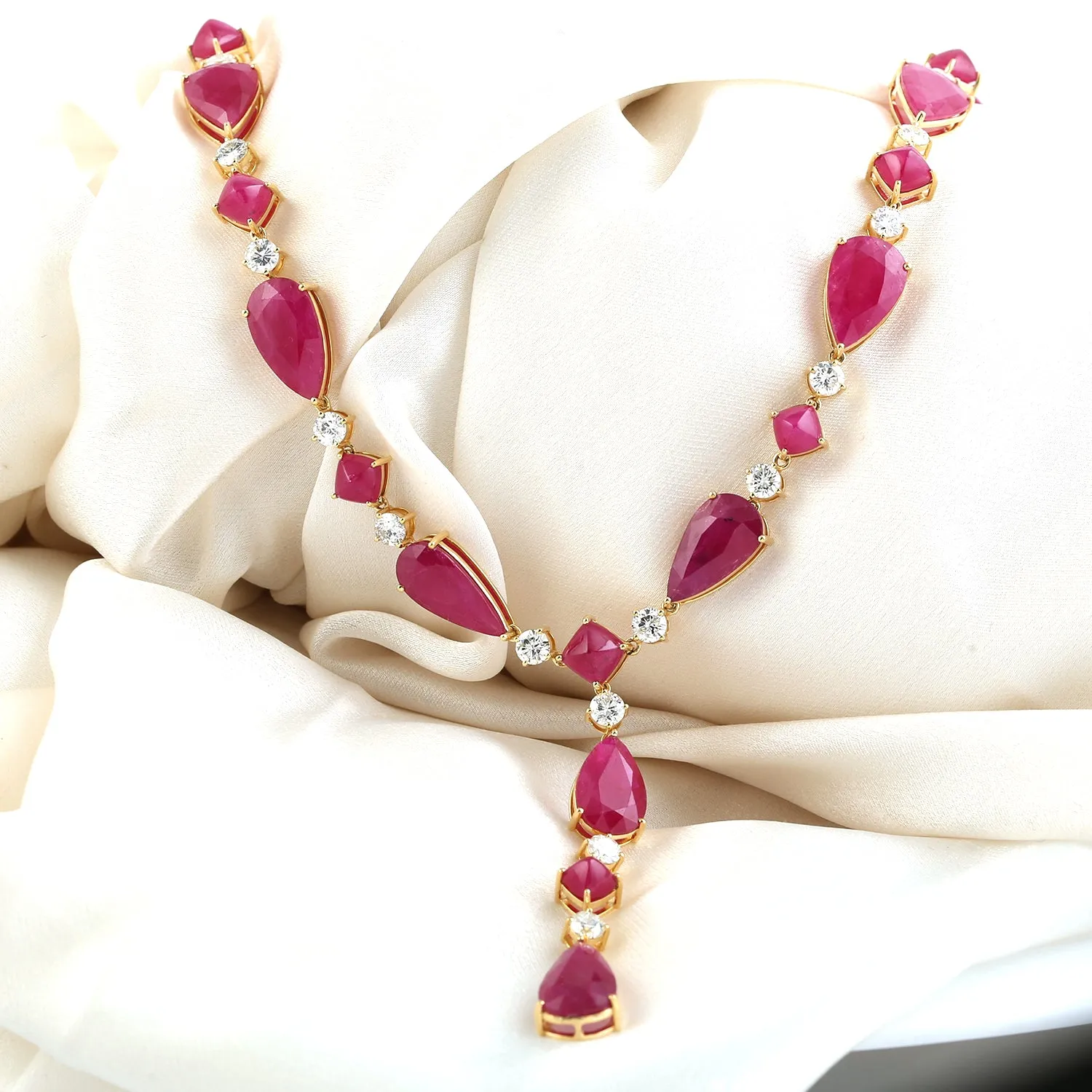 Faceted Natural Ruby Gemstone Choker Necklace In Solid 18k Yellow Gold Wedding Gift
