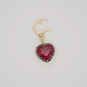 Georgian Victorian Ball Chain 5 Ct Heart Ruby Pendant in 18K Yellow Gold