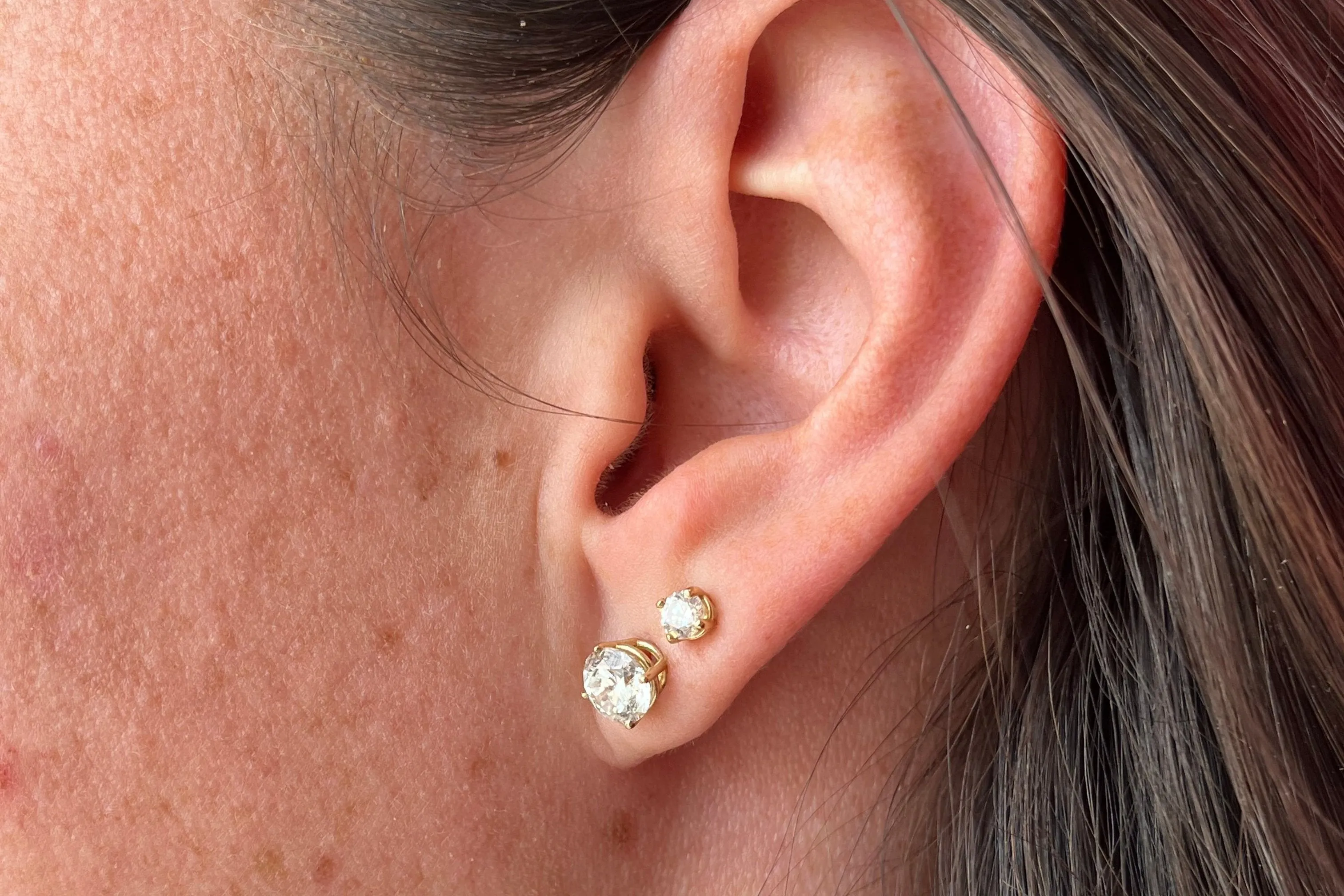 Lab-Grown 2tcw. Round Cut Diamond Earrings