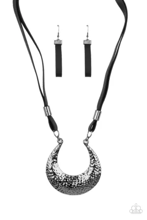 Majorly Moonstruck Black Paparazzi Necklace