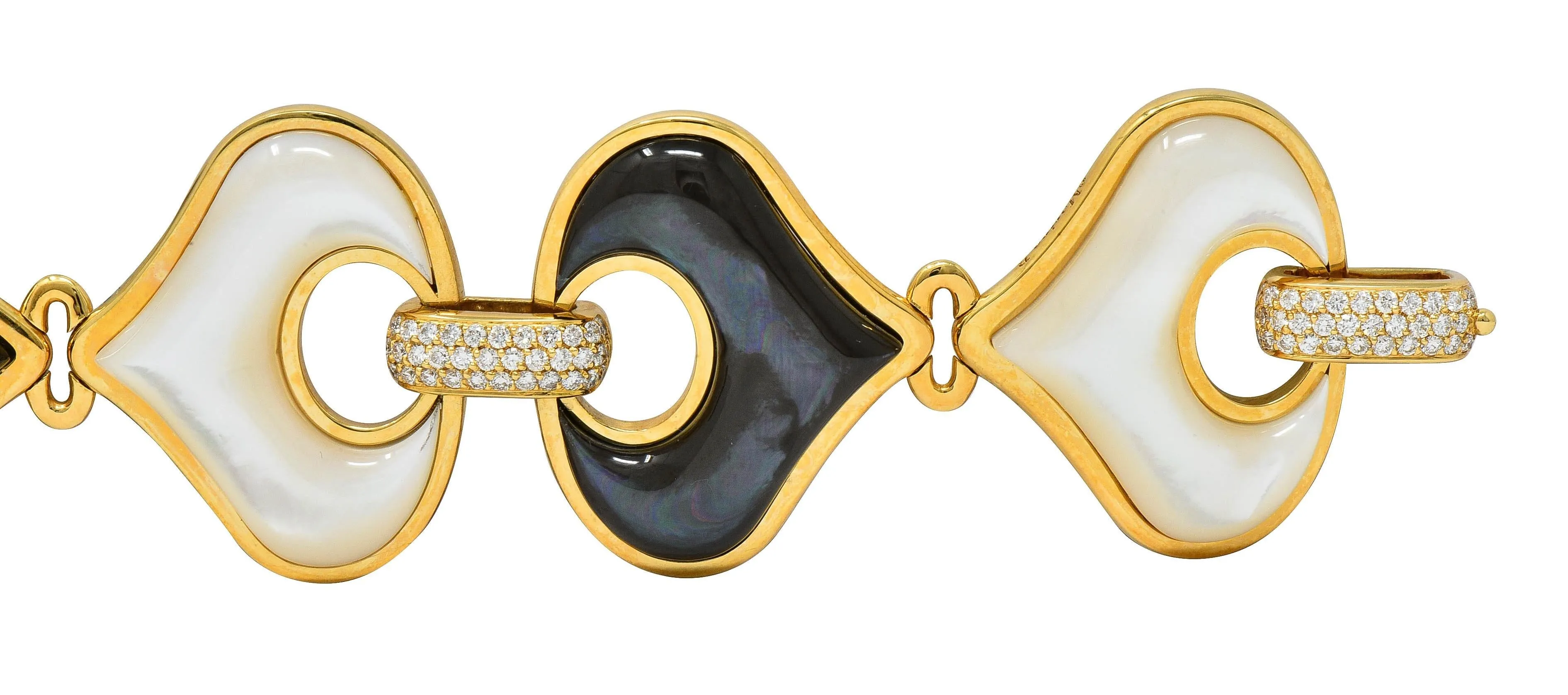 Marina B. Diamond Mother-Of-Pearl 18 Karat Yellow Gold Avita Chestnut Link Bracelet
