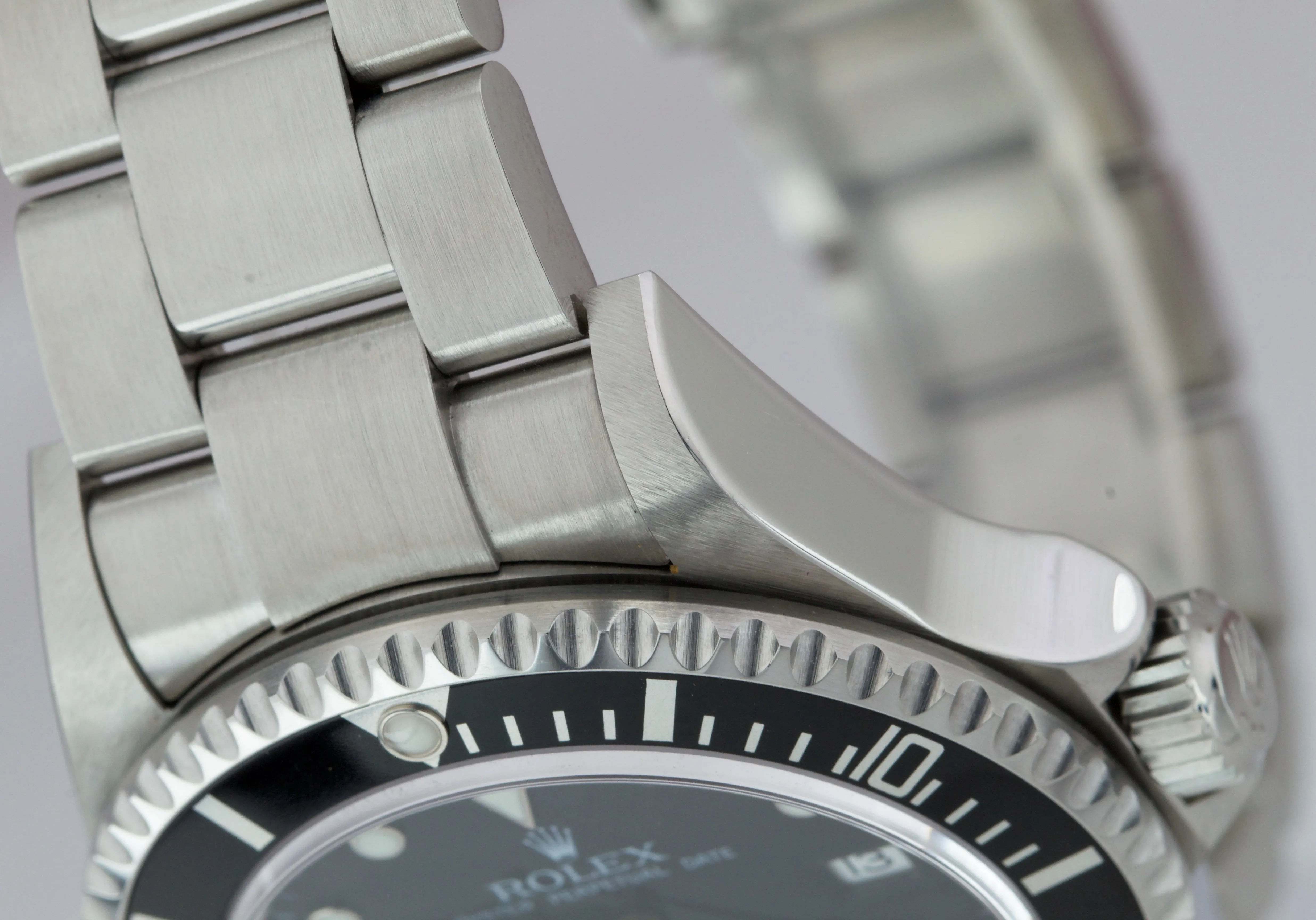 MINT LNIB UNPOLISHED 2004 Rolex Sea-Dweller Black 40mm Watch 16600 FULL SET B P