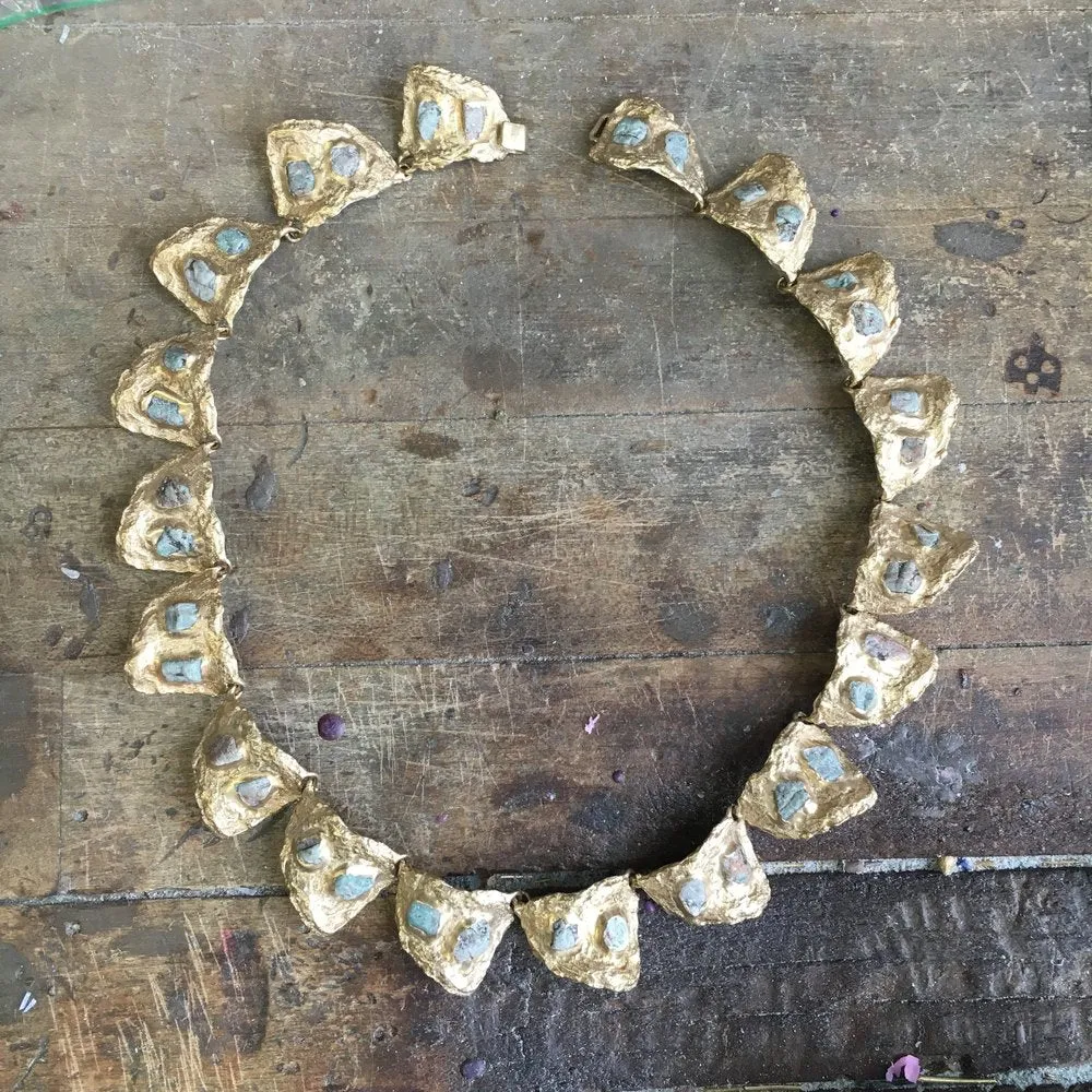 Mosaic Wilted Collar